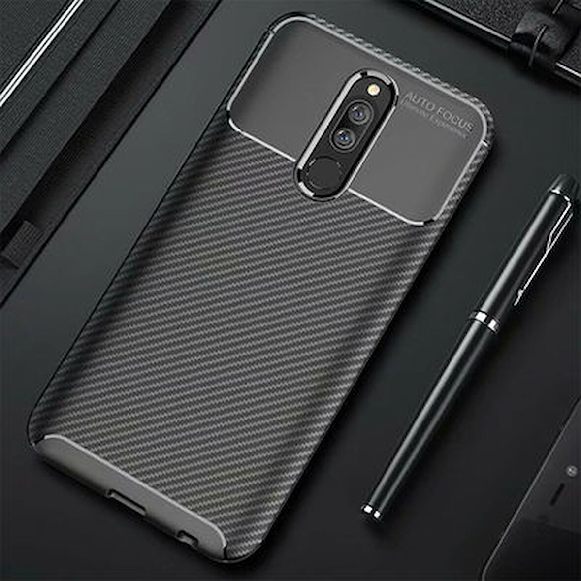 Redmi 8 Kılıf Karbon Desenli Şık Tamia Premium Silikon Kapak