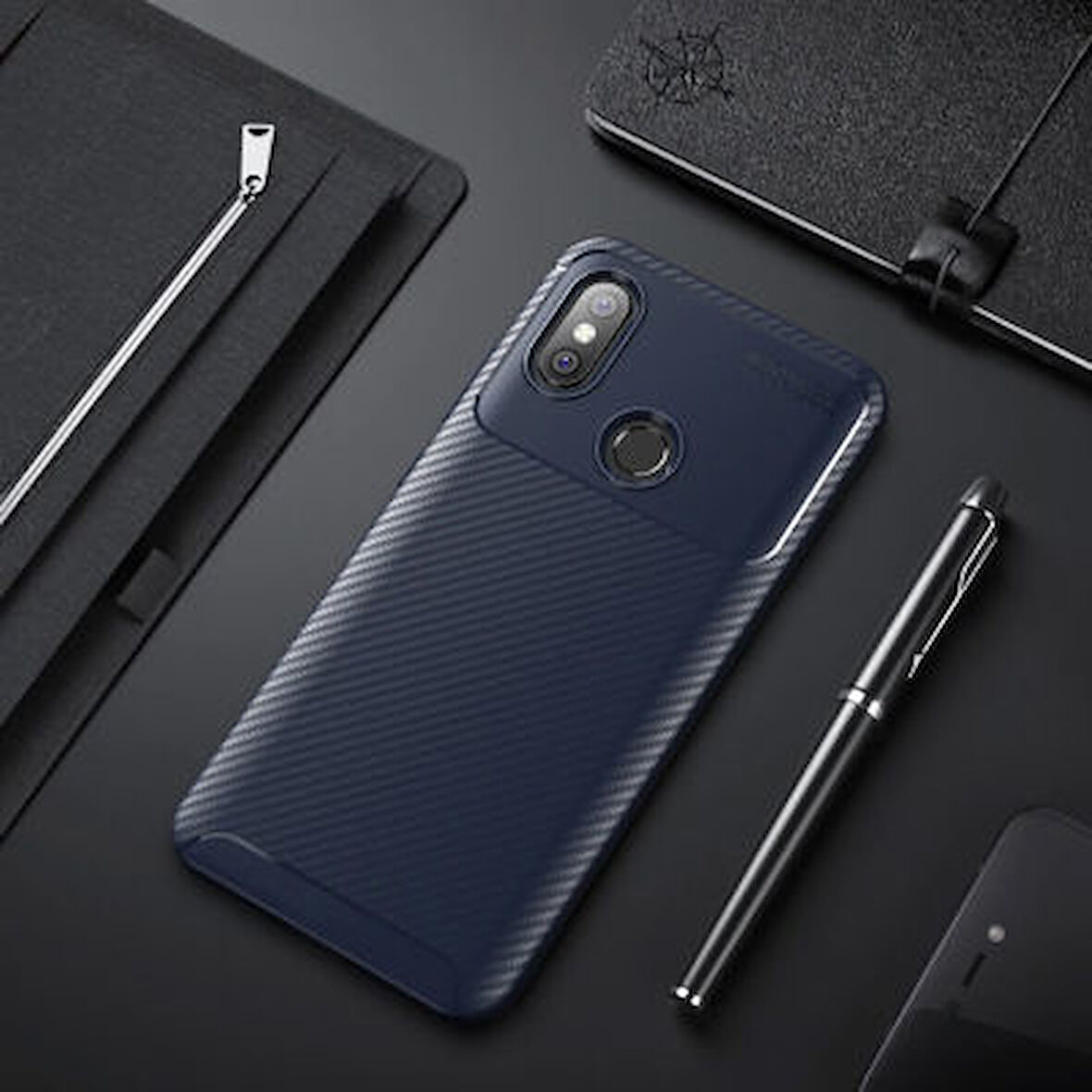 Xiaomi Mi Max 3 Kılıf Karbon Desenli Şık Tamia Premium Silikon Kapak