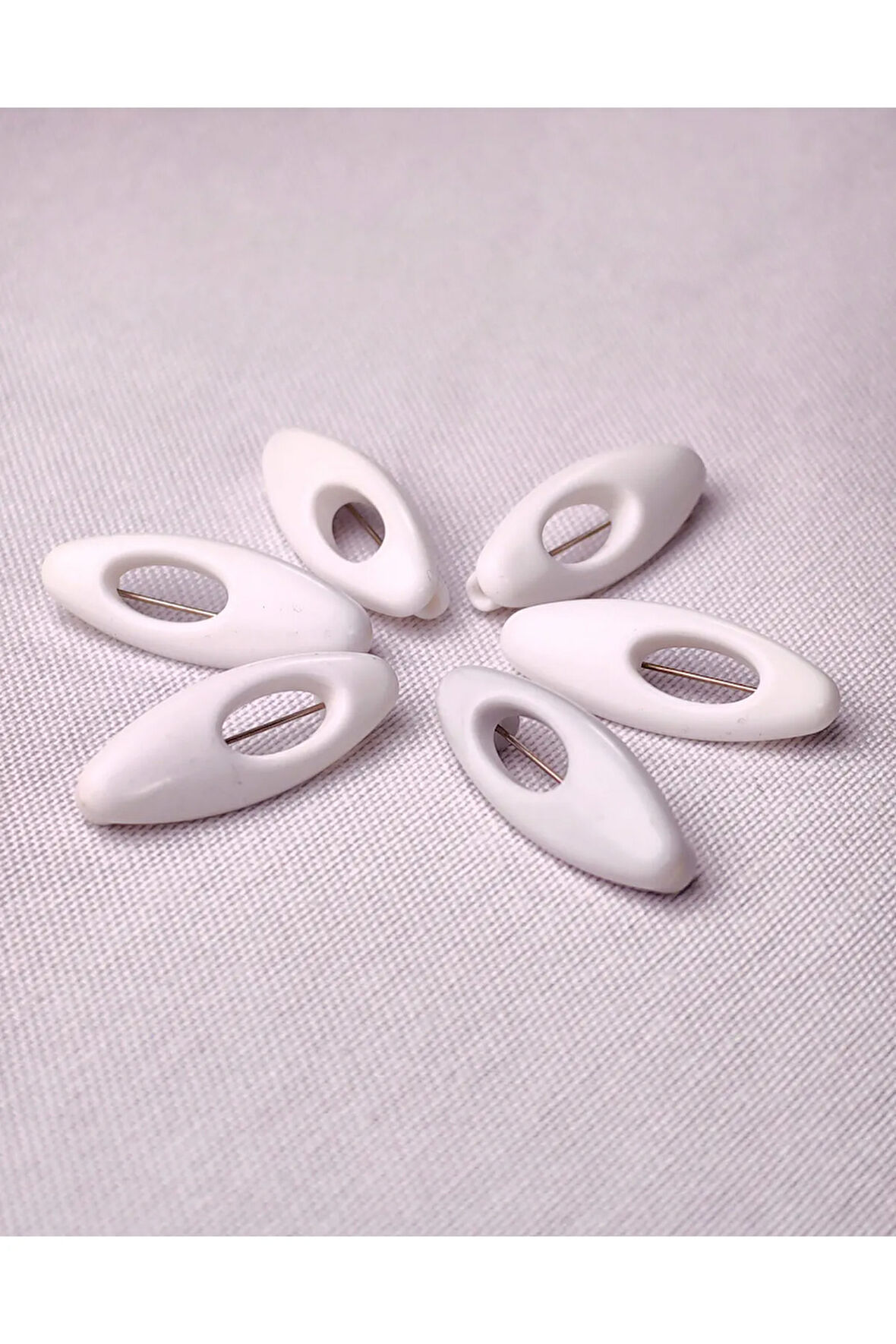 Eşarp ve Şal Klips Toka İğnesi – Safety Pin 6 Adet