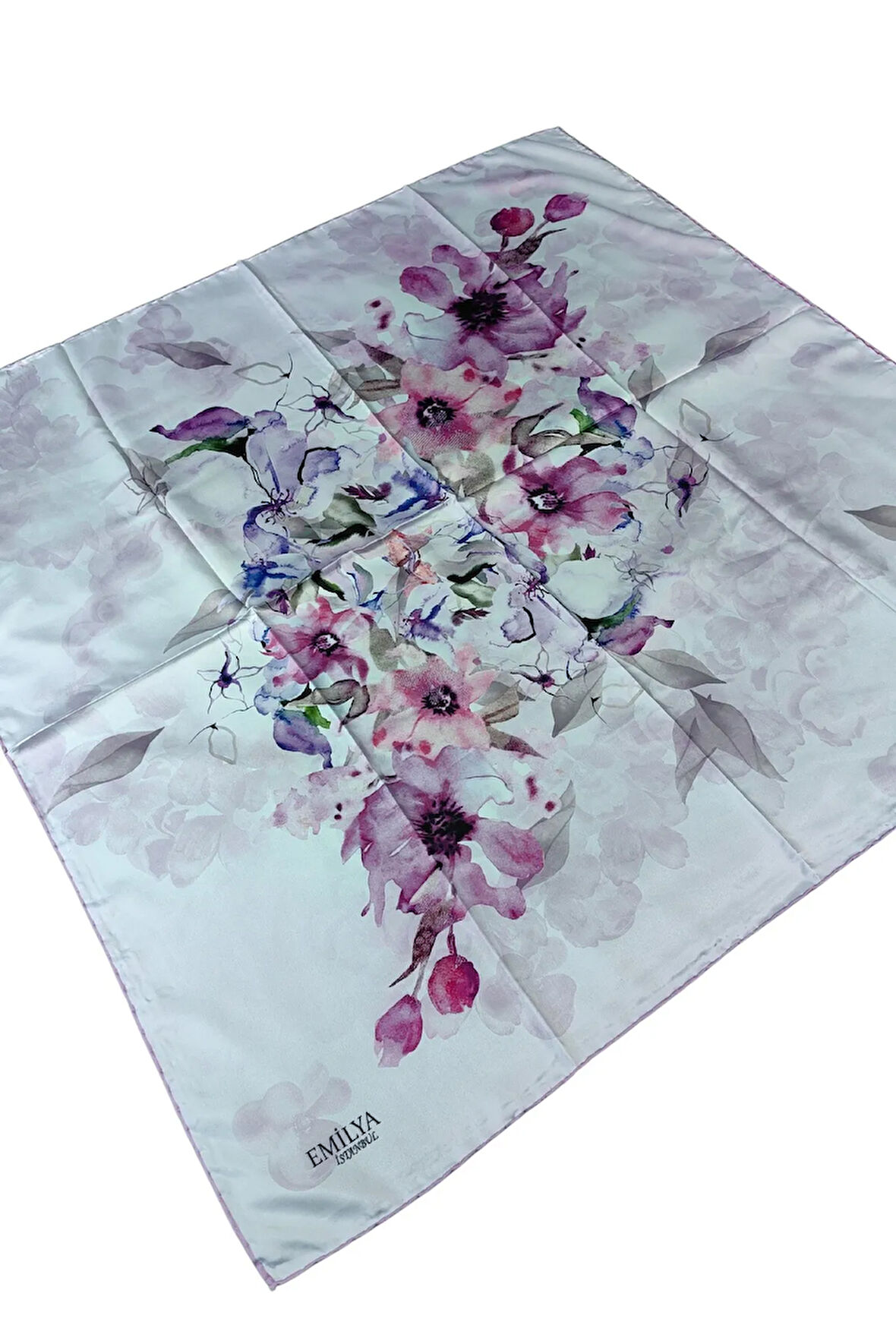 Emilya Rayon Çiçek Desenli Eşarp 90x90 Cm