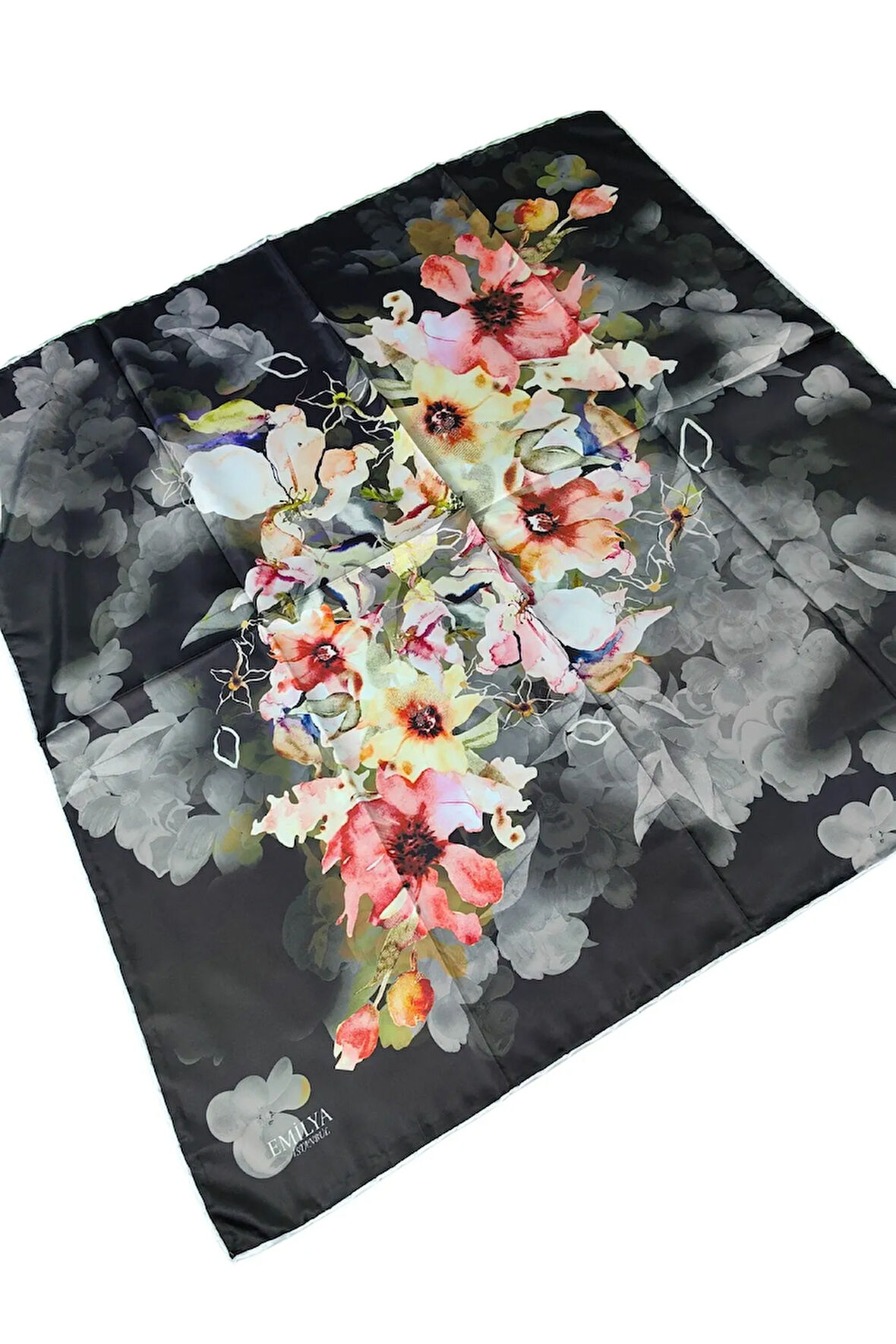 Emilya Rayon Çiçek Desenli Eşarp 90x90 Cm