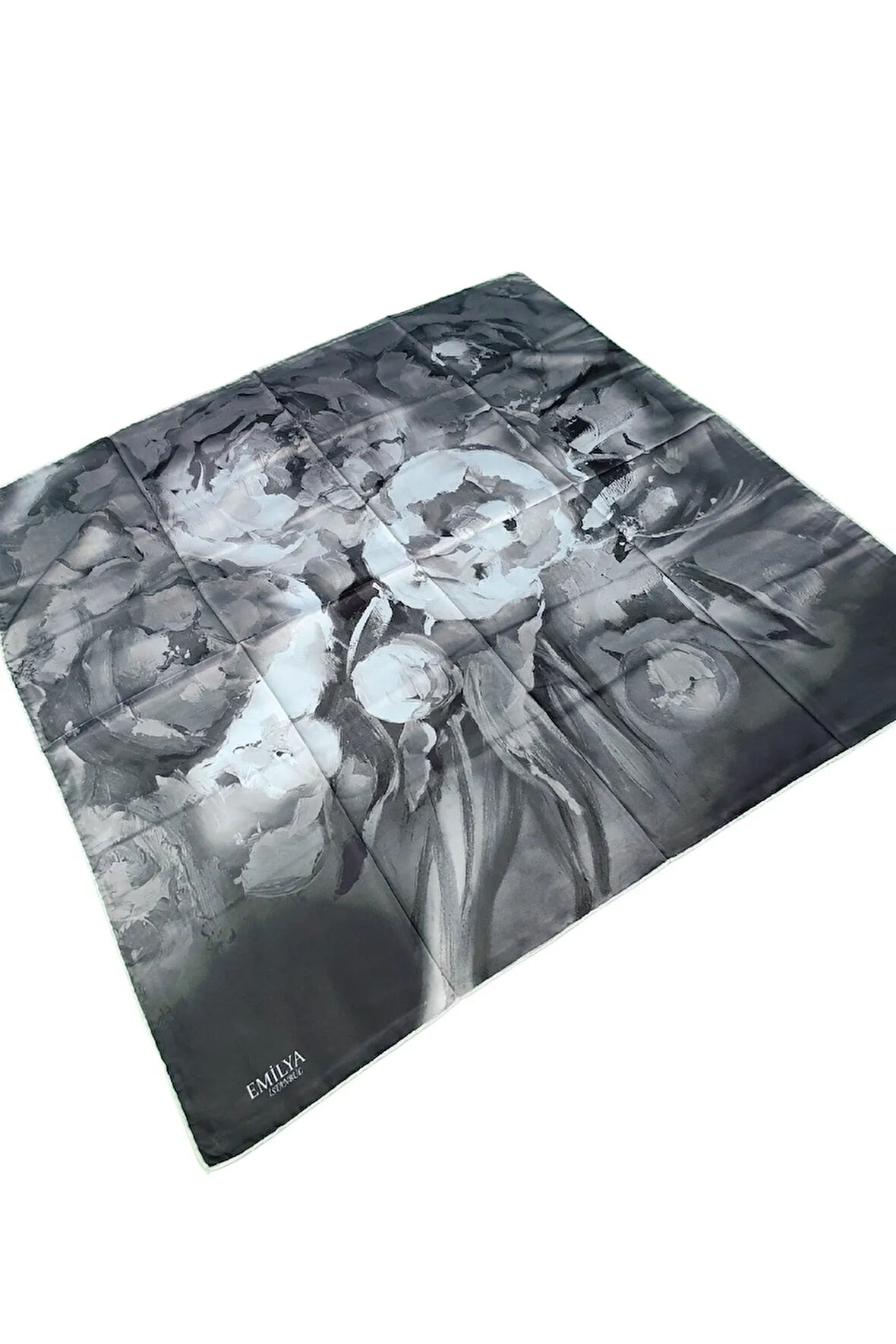 Emilya Rayon Çiçek Desenli Eşarp 90x90 cm