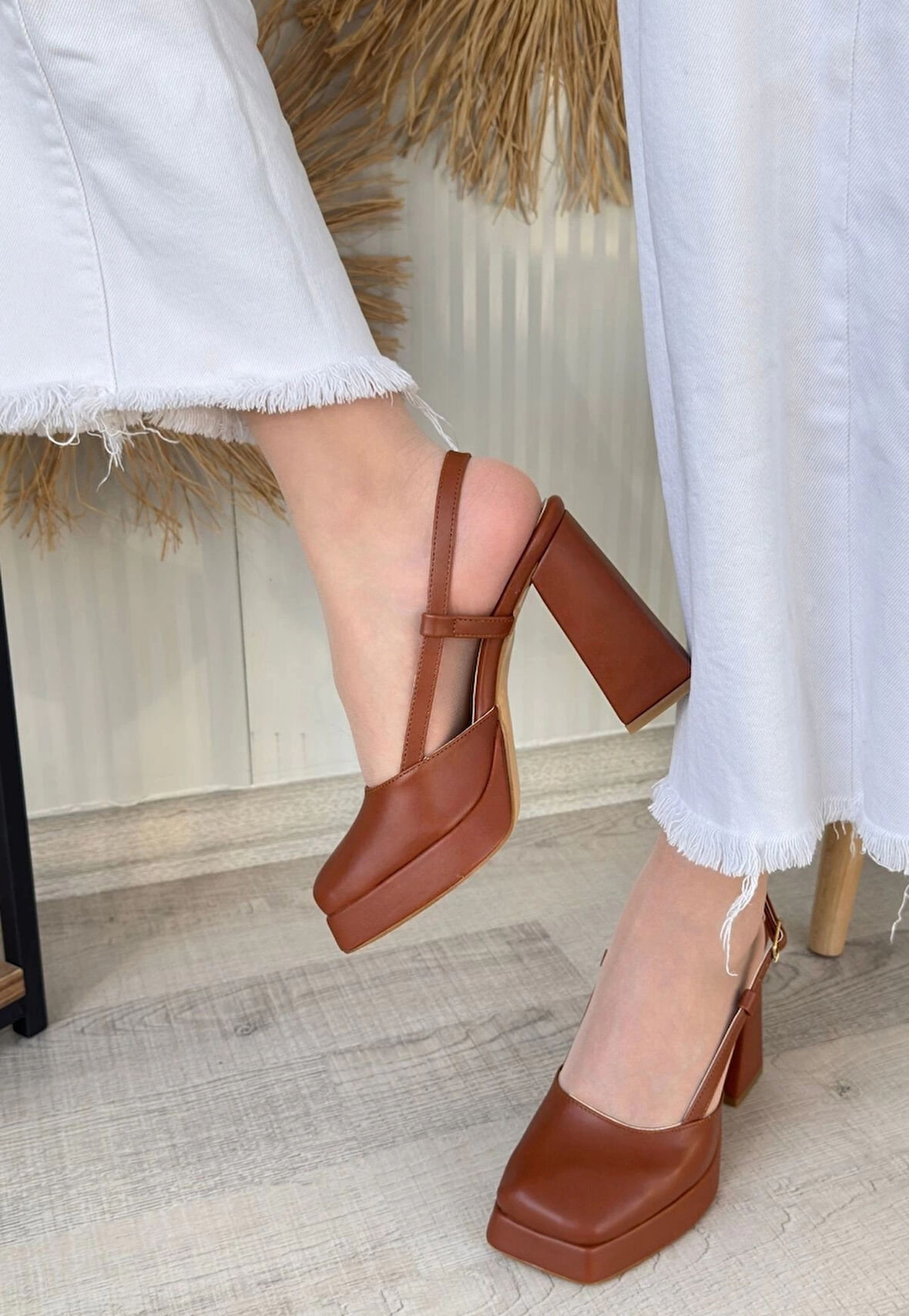 BİÇOMİ Mety Taba Cilt Topuklu Ayakkabı