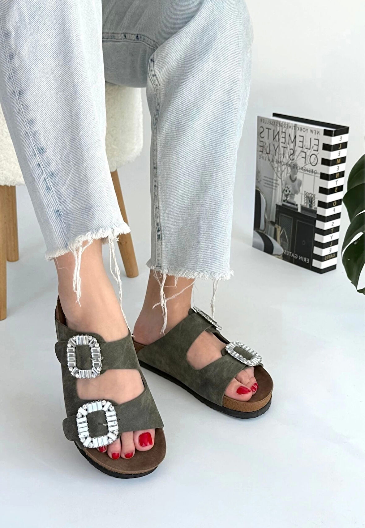 BİÇOMİ Nool Yeşil Nubuk Terlik