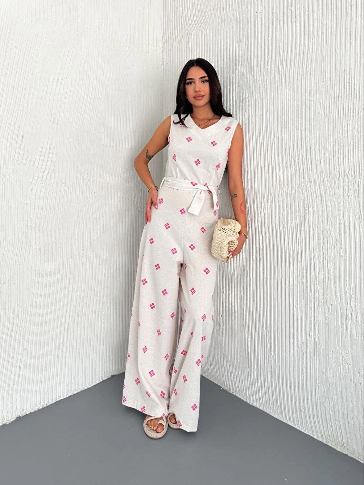 BİÇOMİ Sırt dekolteli keten beyaz tulum S1036