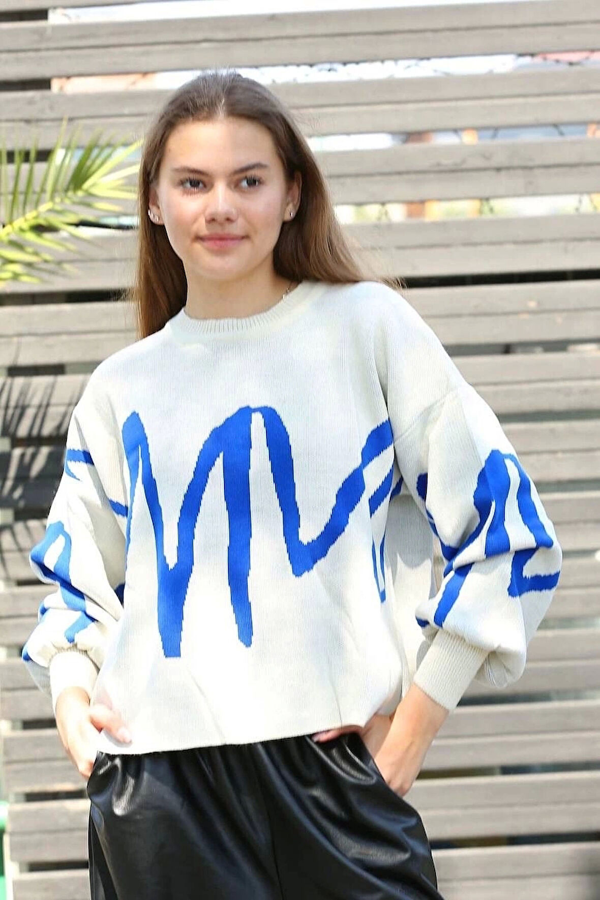 BİÇOMİ Mavi çizgili bisiklet yaka kazak beyaz