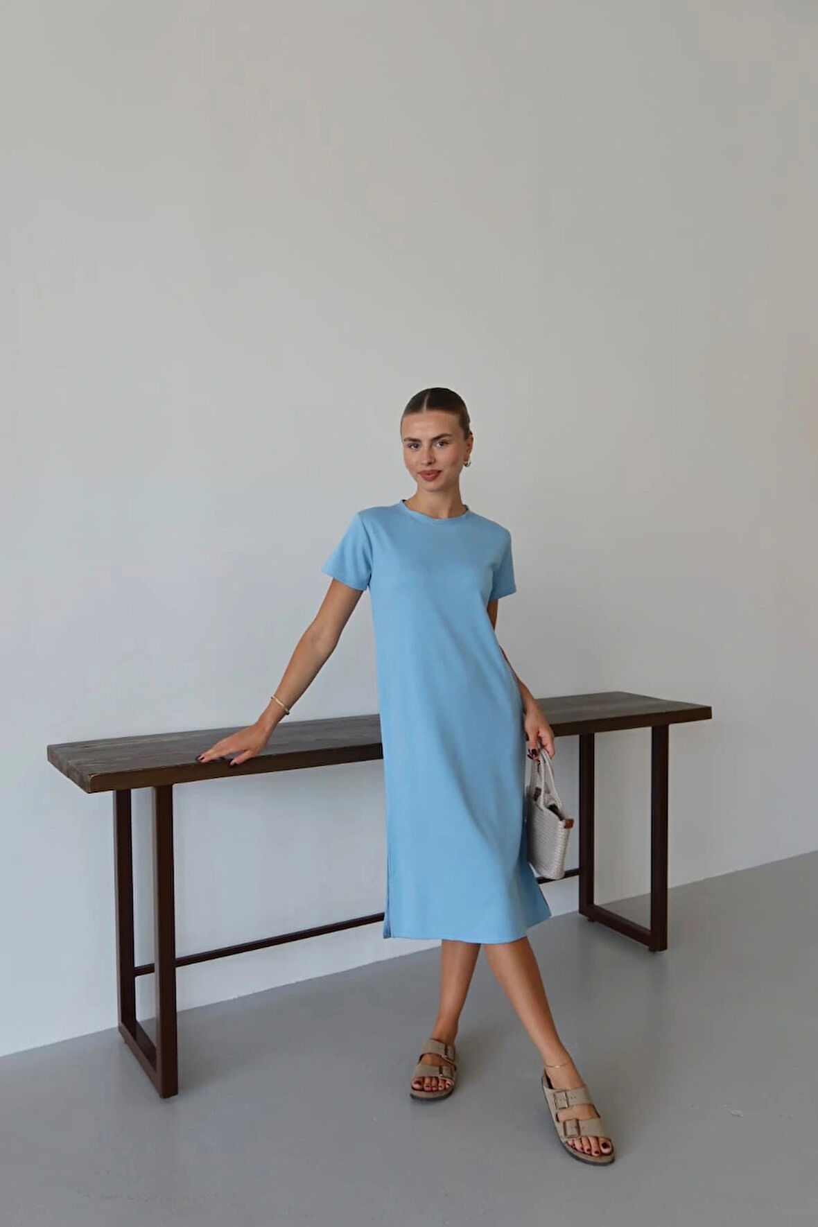 BİÇOMİ Modal yırtmaçlı elbise mavi pt