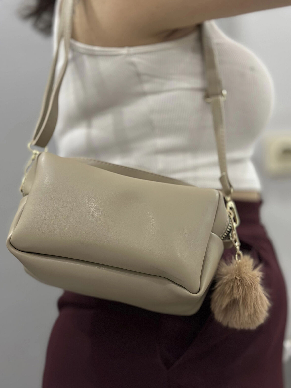 BİÇOMİ Ponpon vizon cilt çanta