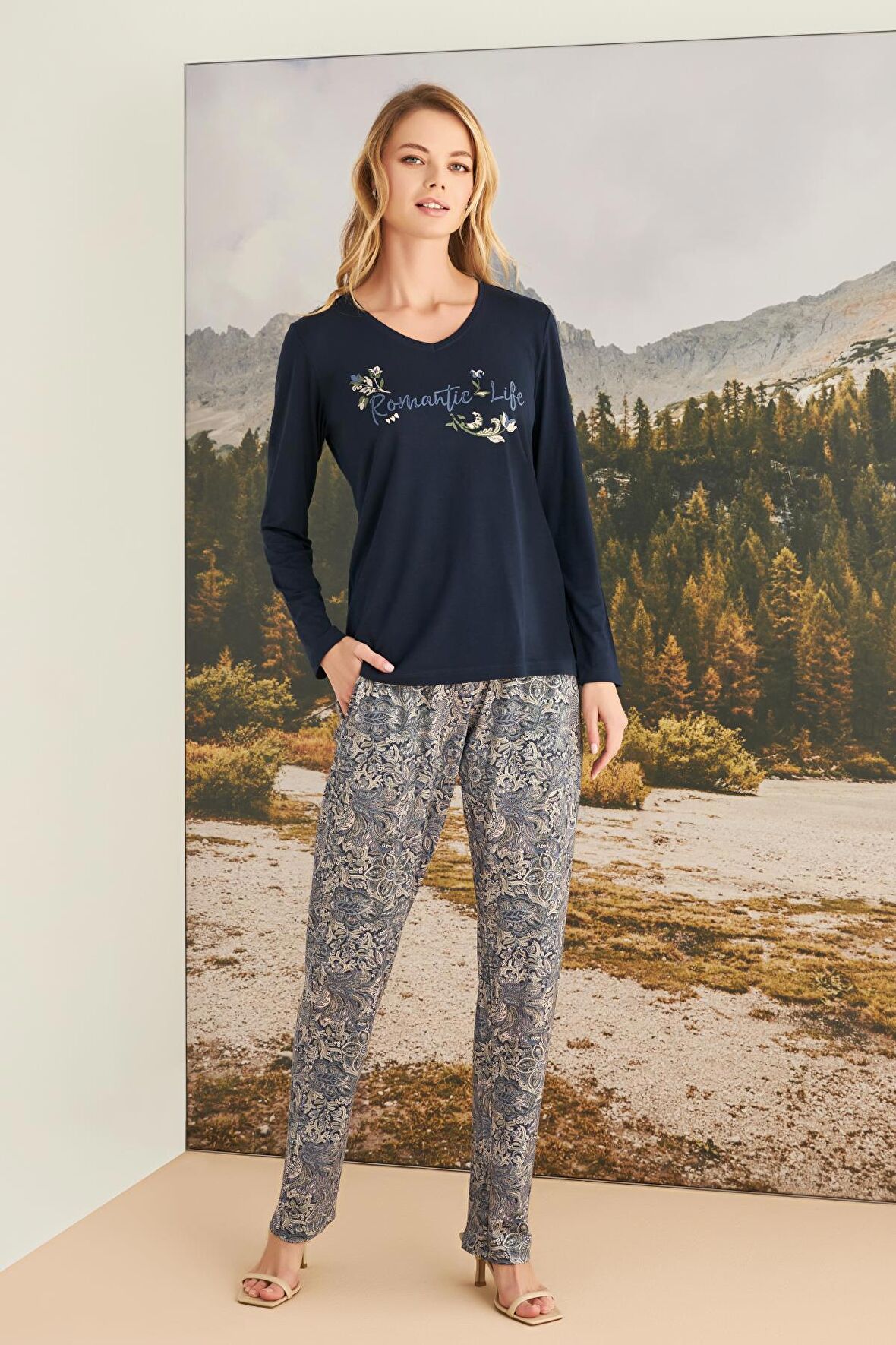 Monamise Kadın Yaprak Desenli "Romantic Life" Pijama Takımı 23168 