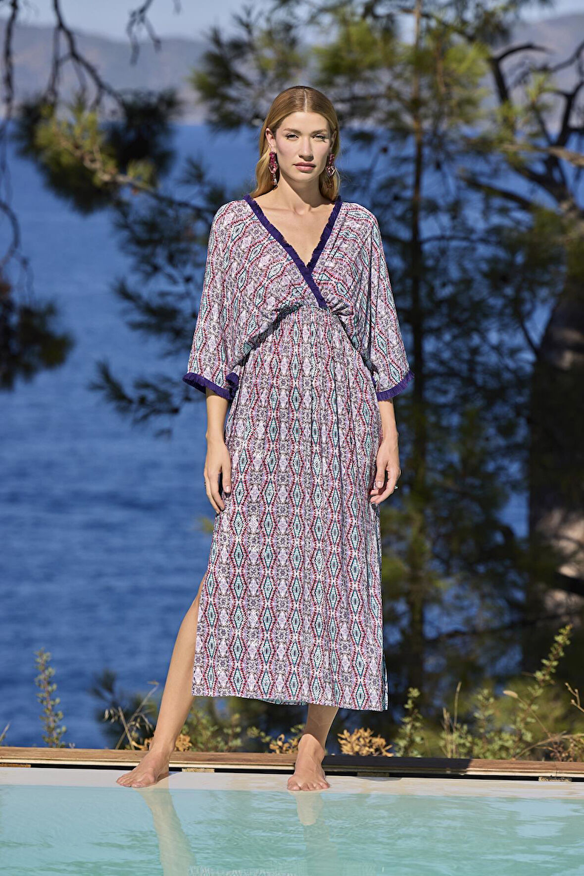 Monamise Kadın Etnik Desenli Truvakar Kollu Yırtmaçlı V Yaka Elbise 25021 