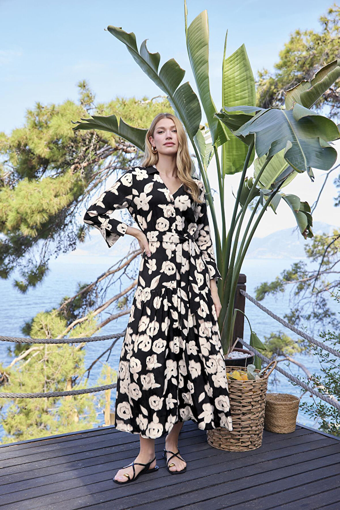 Monamise Kadın Desenli Önü Düğmeli Uzun Kollu Gömlek Yaka Elbise 25059 