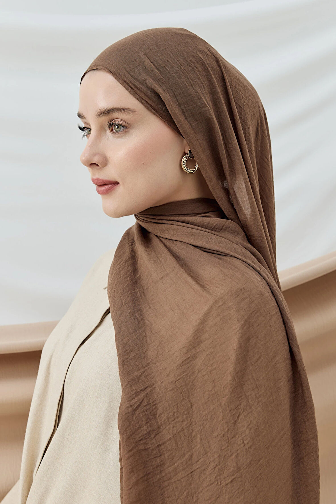 Aminenesil Modakaşmir İnce Pamuk Şal Kahverengi Renk