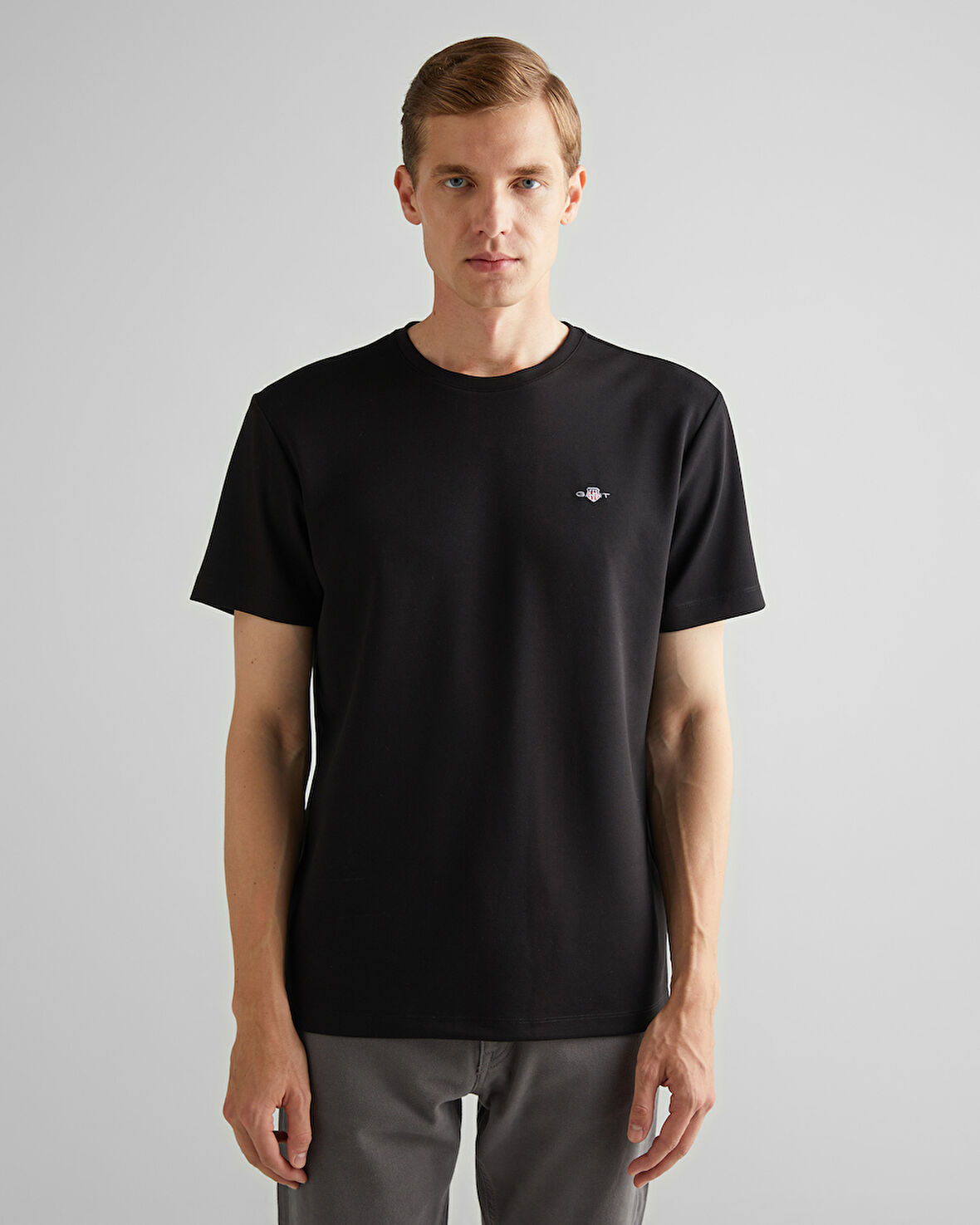 GANT Erkek Siyah Relaxed Fit Bisiklet Yaka T-Shirt