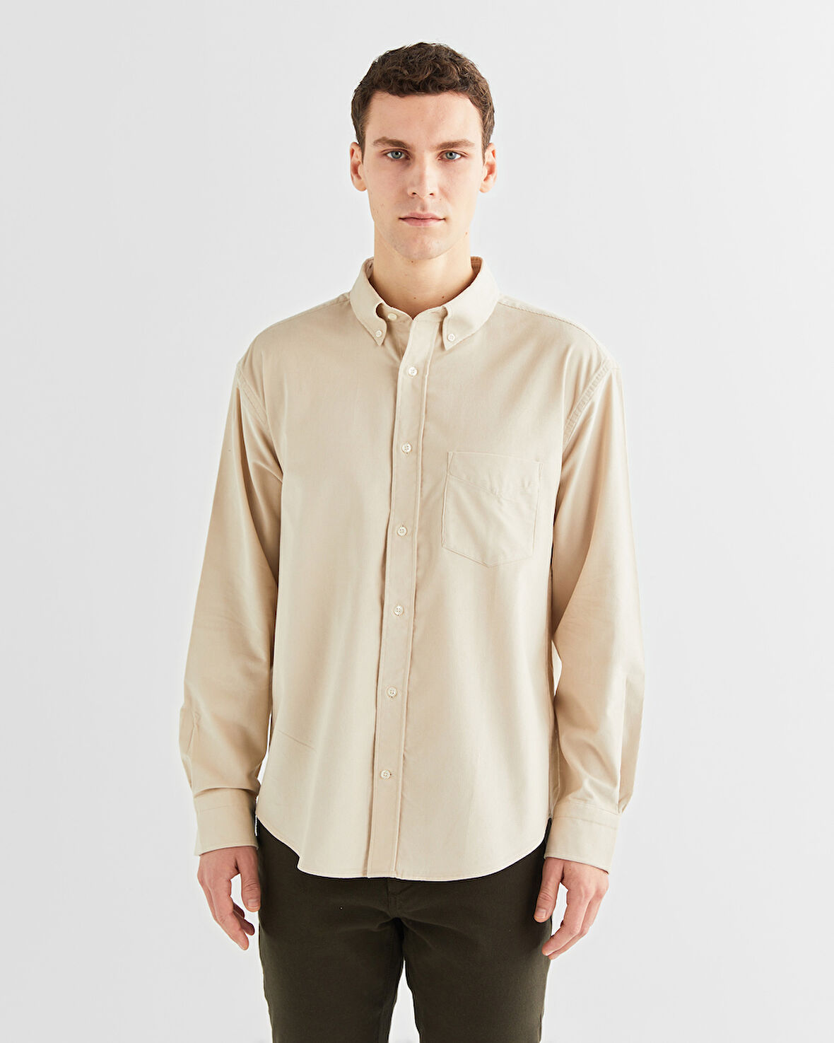 GANT Erkek Bej Relaxed Fit Düğmeli Yaka Gömlek