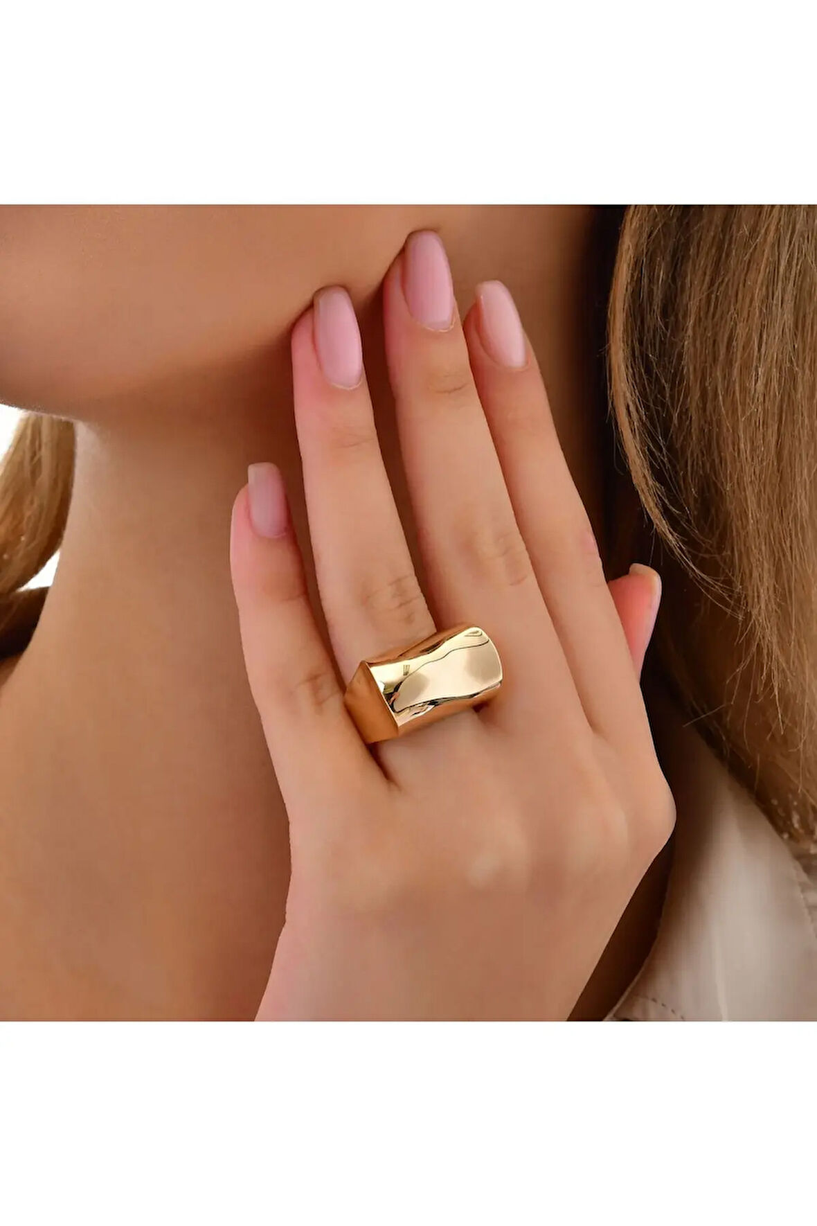 14 Ayar Yeşil Altın Tasarım Yüzük