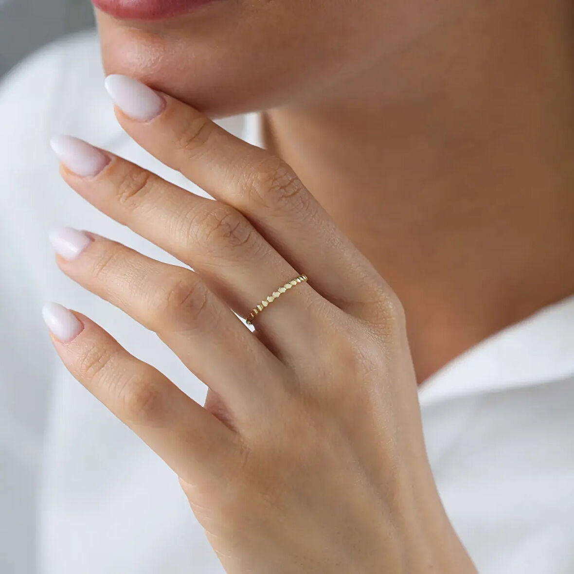 Nisera Halo Petek Altın Yüzük