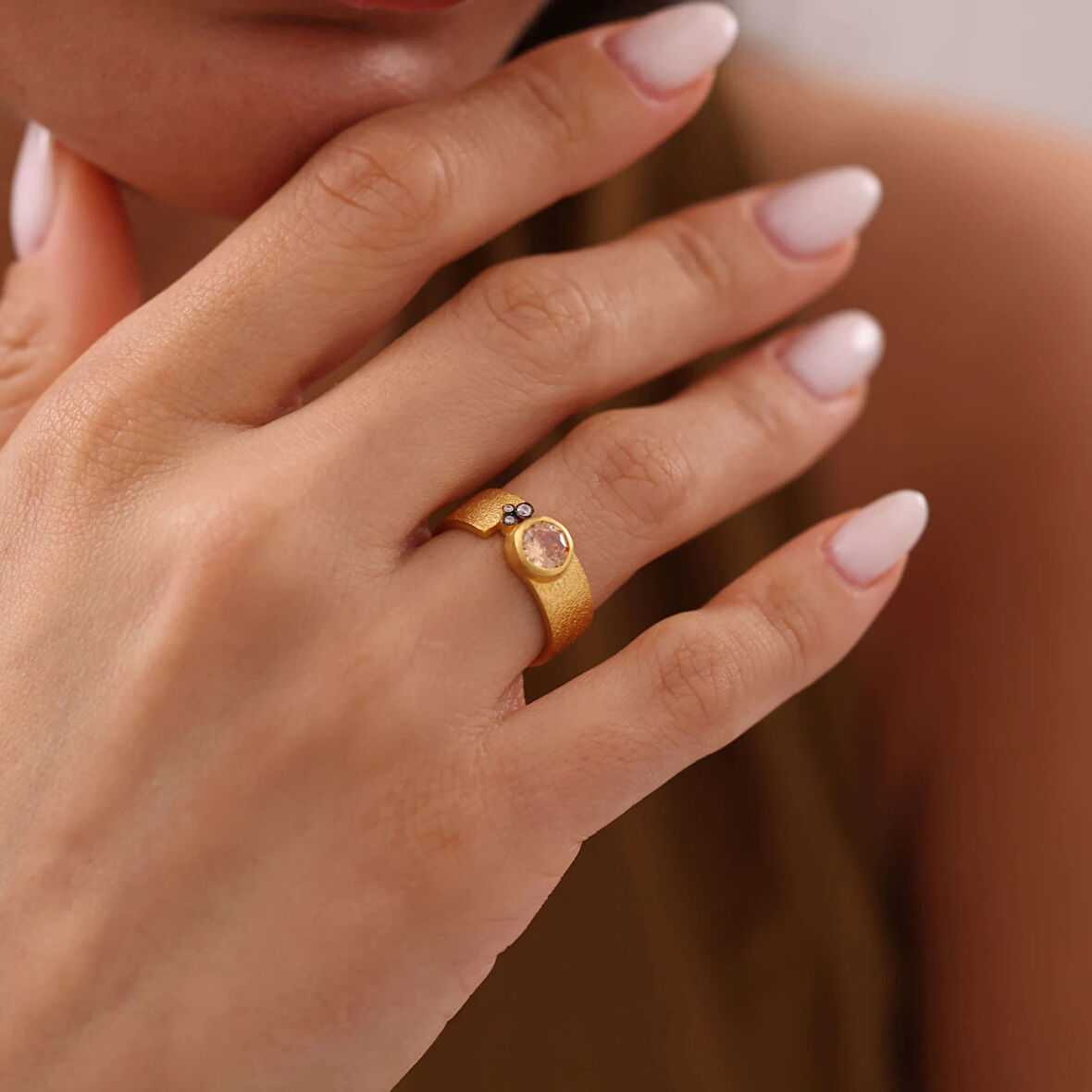 Nisera Etnik Tasarım Aura Altın Yüzük