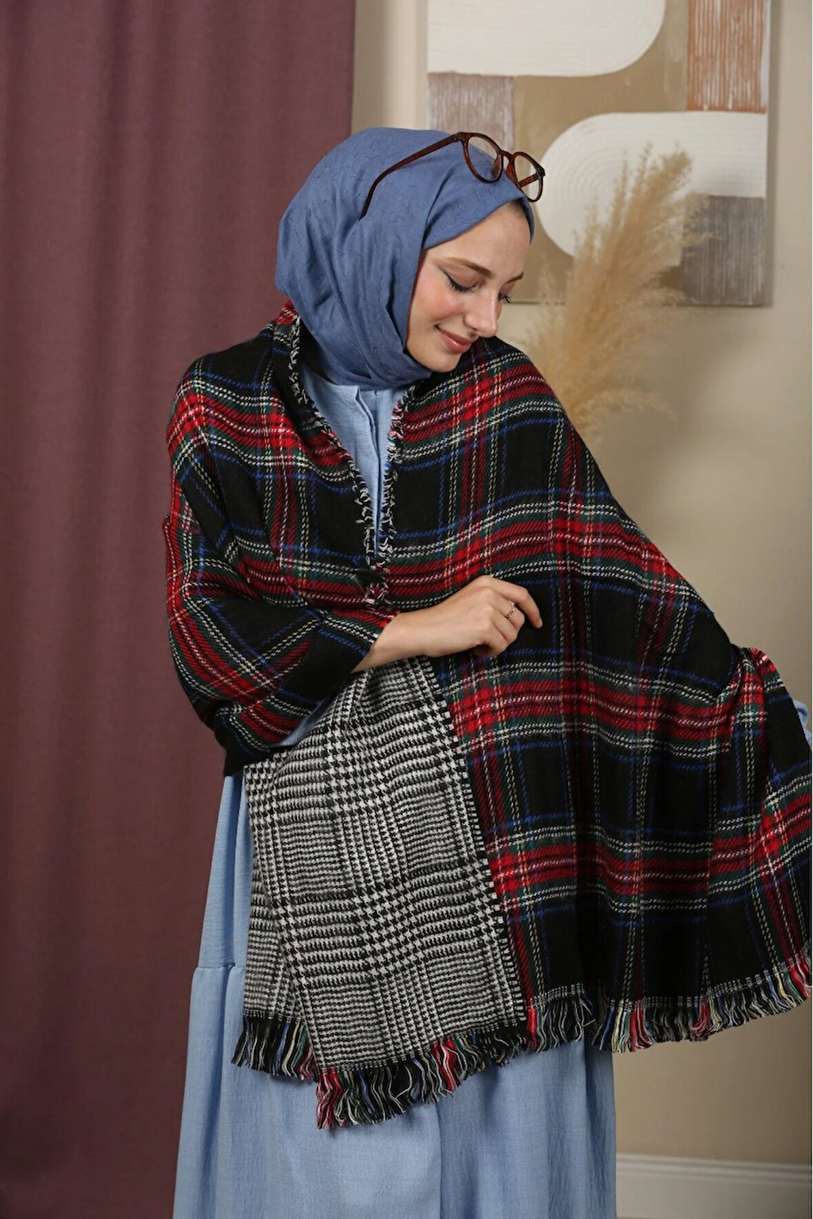 Çift Taraflı Ekose Kışlık Omuz Şalı