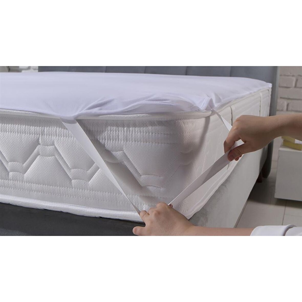 Doqu Home 120 x 200 Su Geçirmez Alez Beyaz