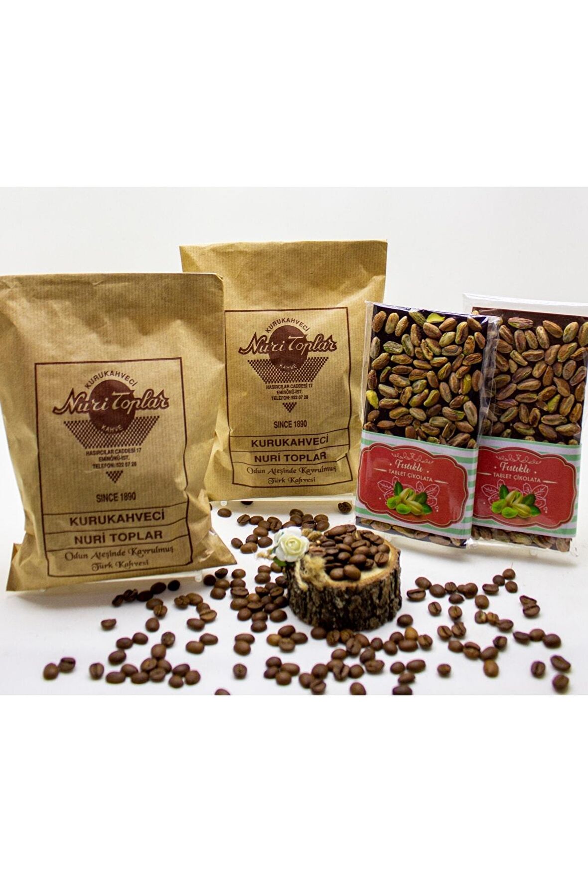 Nuri Toplar 500 Gram Taze Çekim Türk Kahvesi & 2 Adet Antep Fıstıklı Tablet Sütlü Ve Bitter