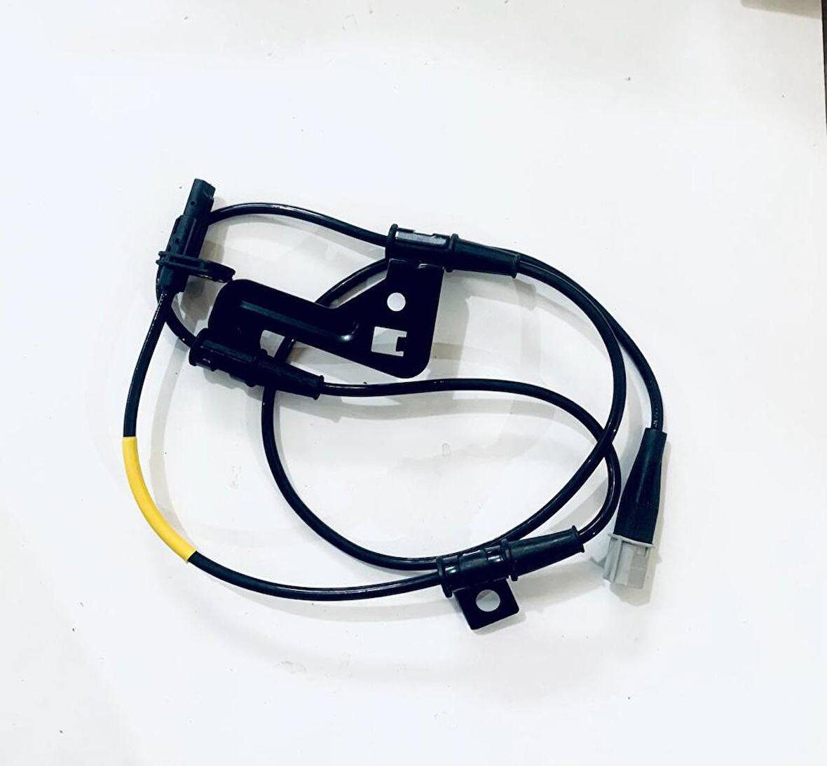 SENSÖR ABS RİO 16-21 ÖN RH