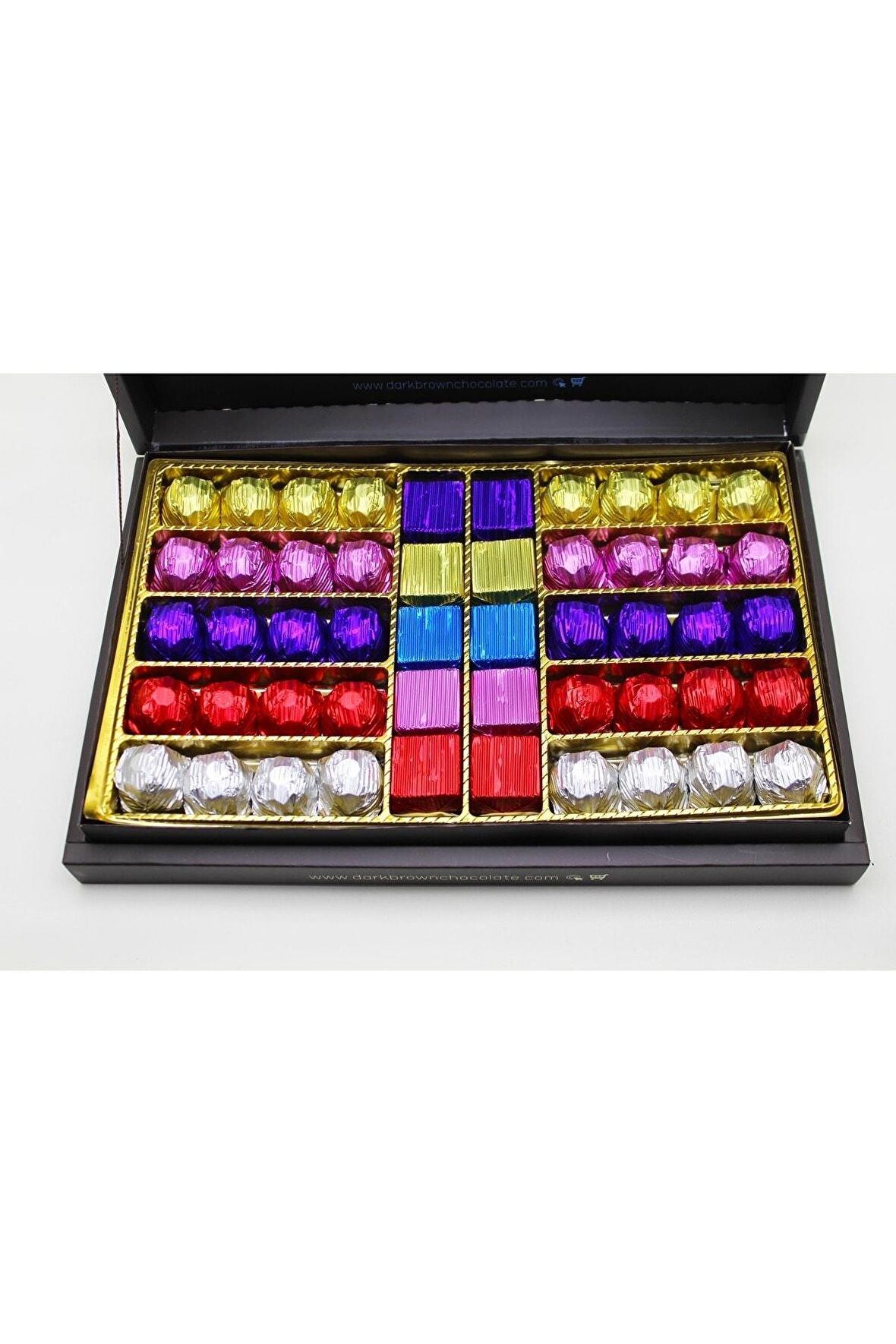 Dark Brown Orta Hediye Çikolata Kutusu 48 Adet Renkli Sargılı Katkısız Çikolatalar