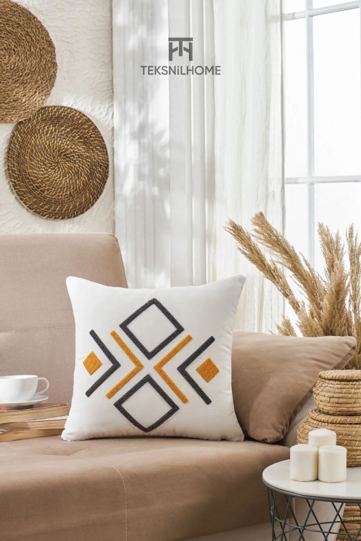 Punch Nakışlı Kare Desenli Kırlent Kılıfı Dekoratif Yastık Kılıfı