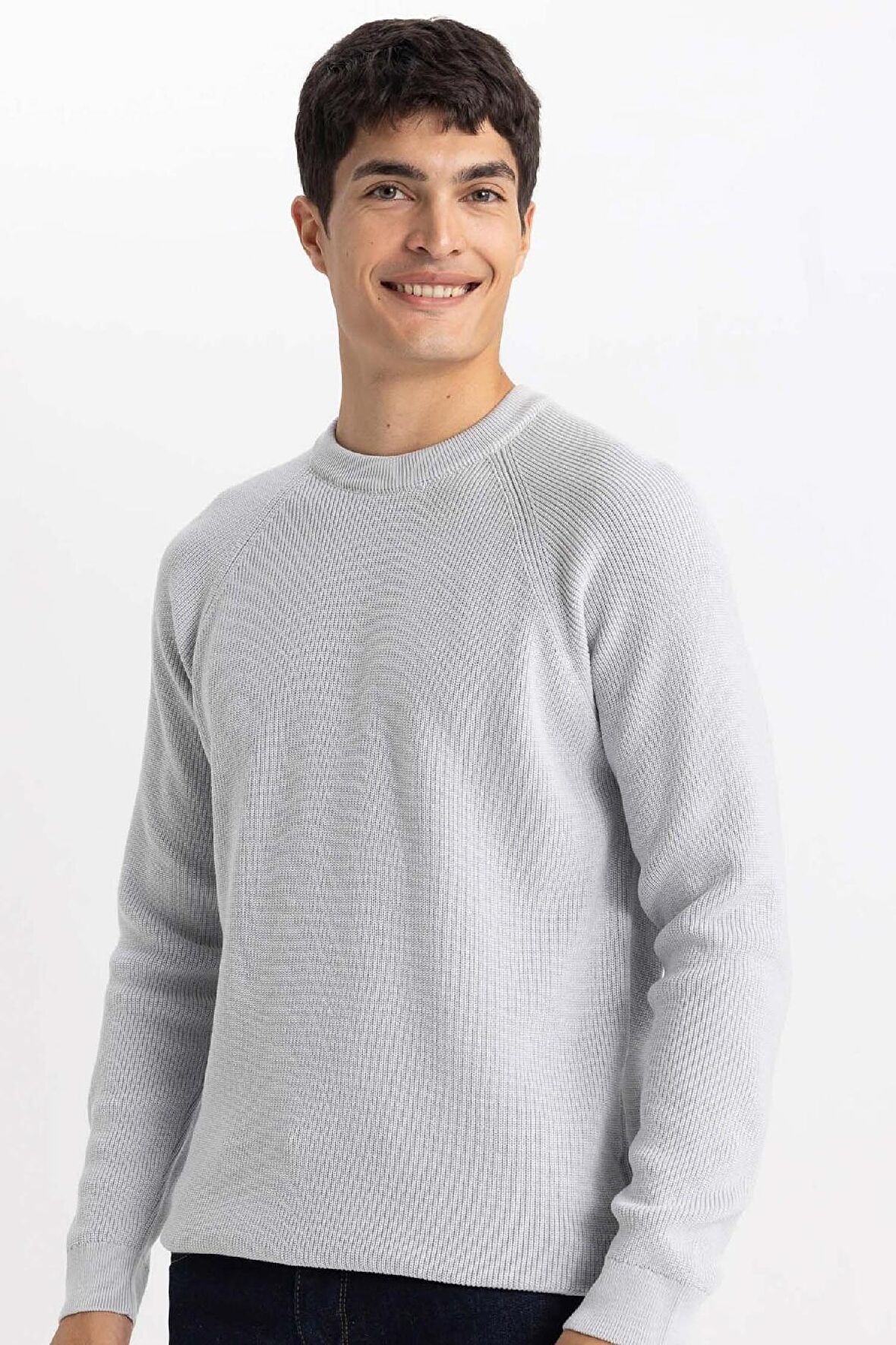 DeFacto Standart Fit Normal Kesim Bisiklet Yaka Basic Düz Triko Kazak A8458AX24SPGR184