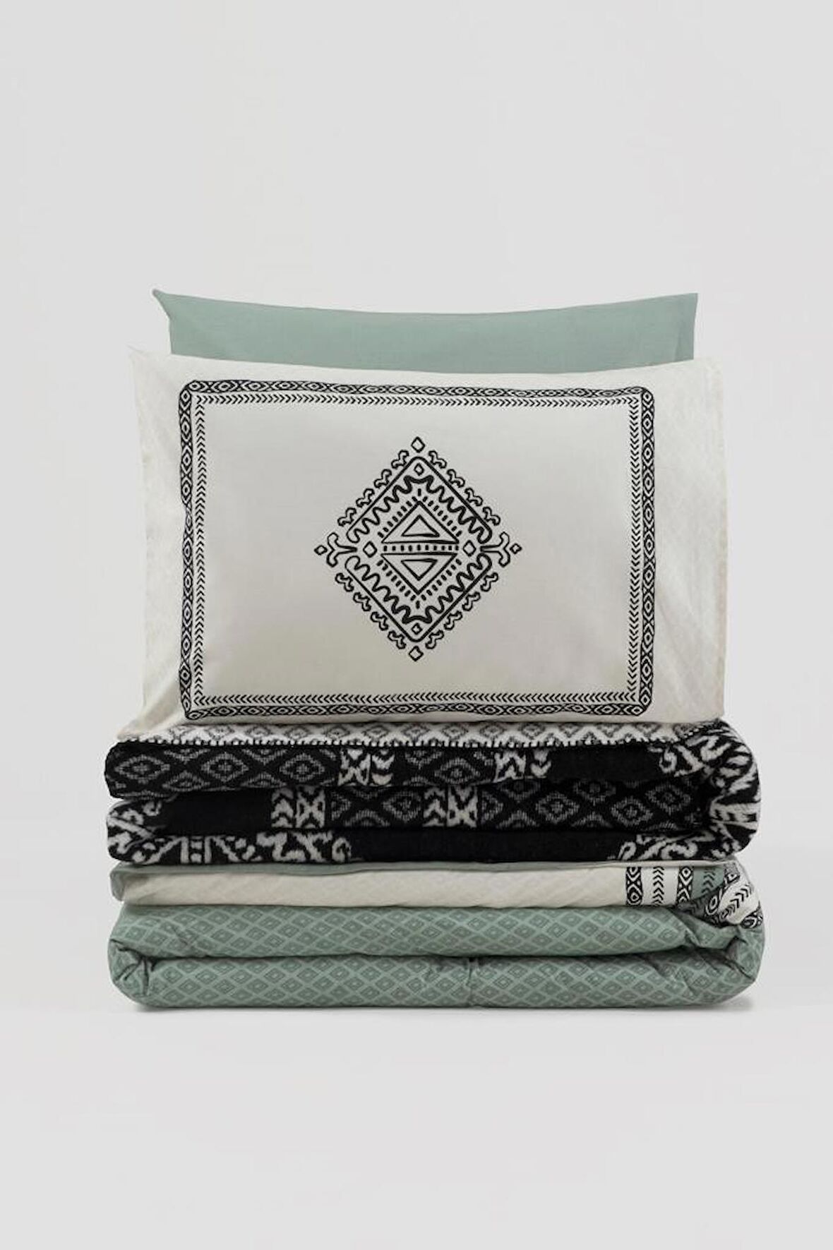Cotton Box Çift Kişilik Battaniyeli Nevresim Takımı Hardy Yeşil
