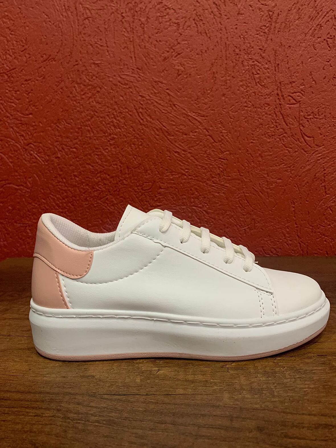 Modatalika Kadın Bağcıklı Termo Taban Sneaker Deri Spor Ayakkabı
