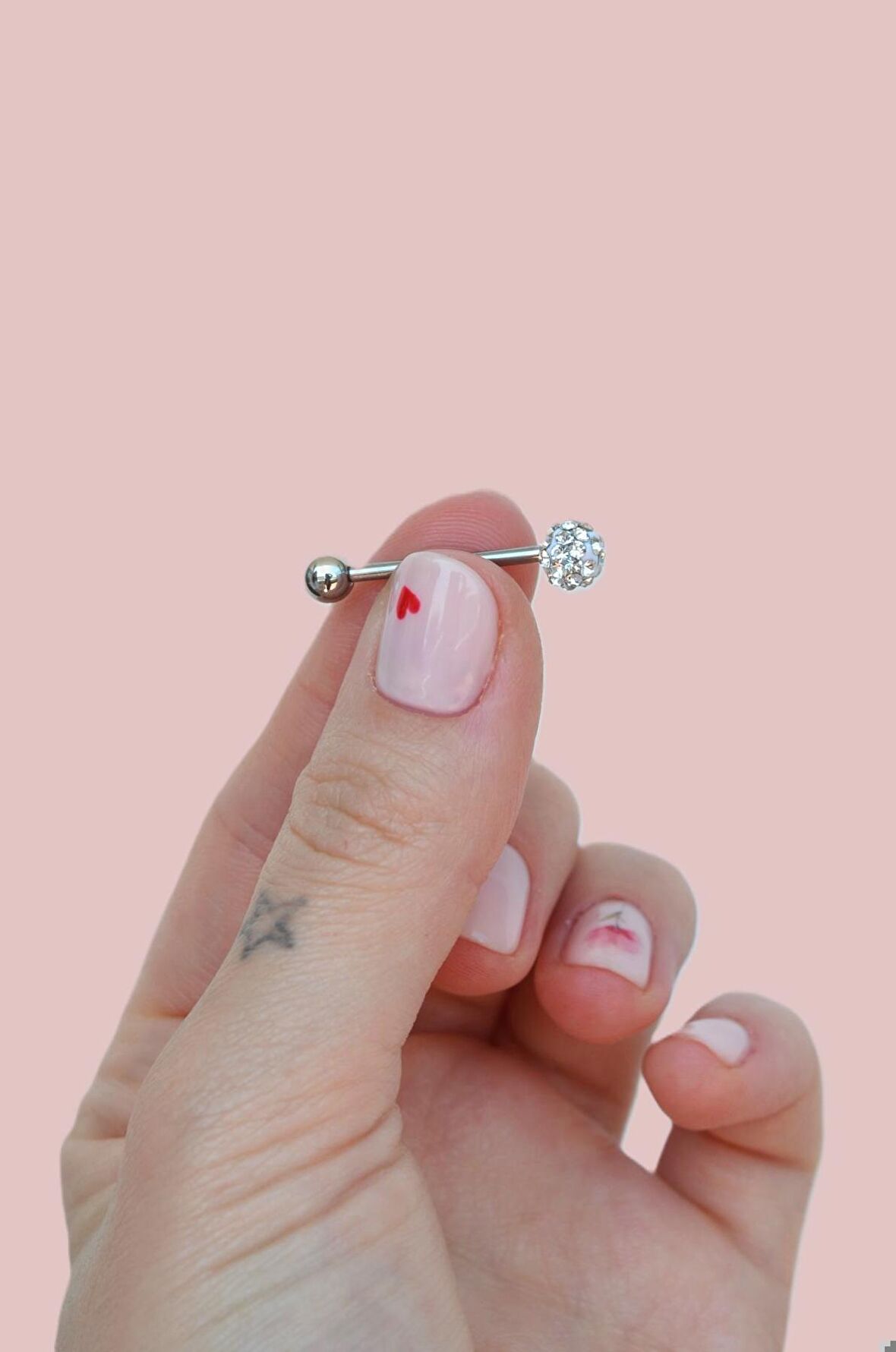 Taşlı Topçuklu Çelik Nipple Piercingi Bir Ucu Taşlı Göğüs Piercingi