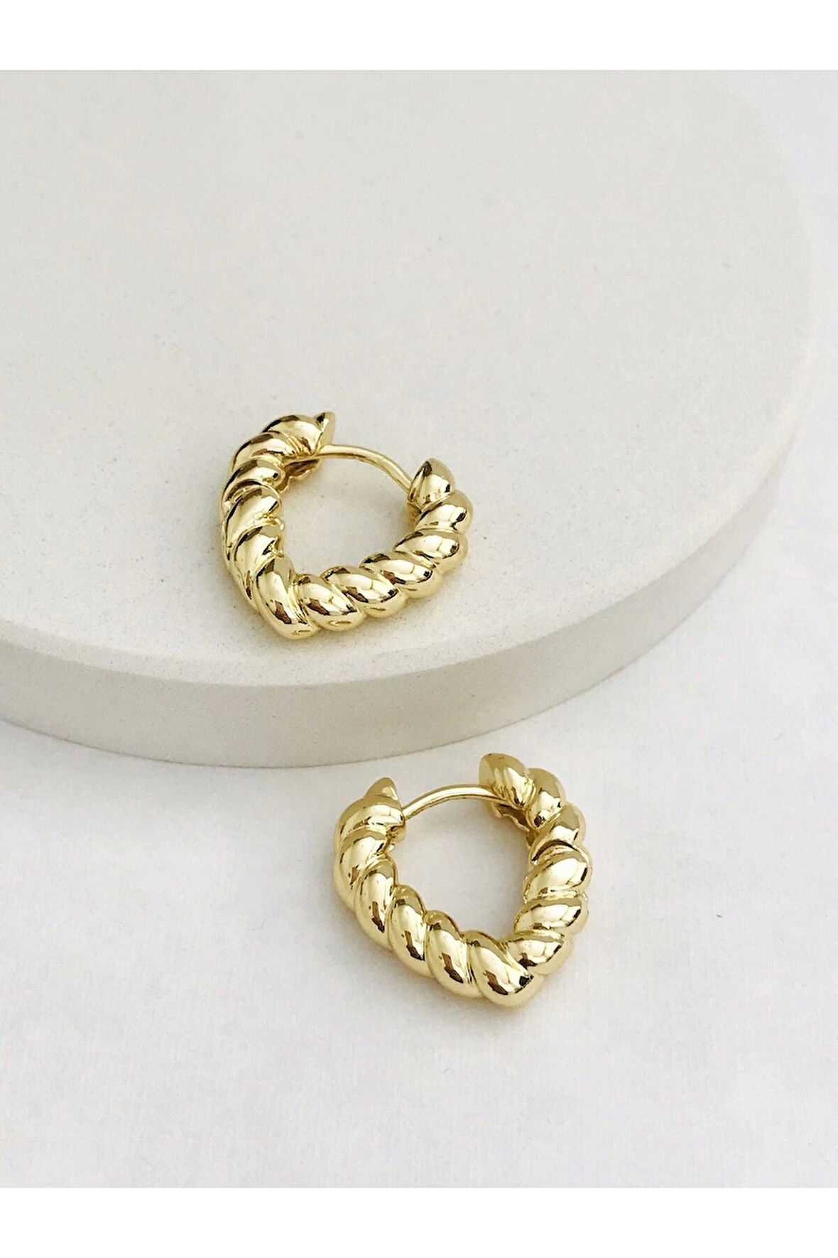 Çelik Burgu Kalp Küpe