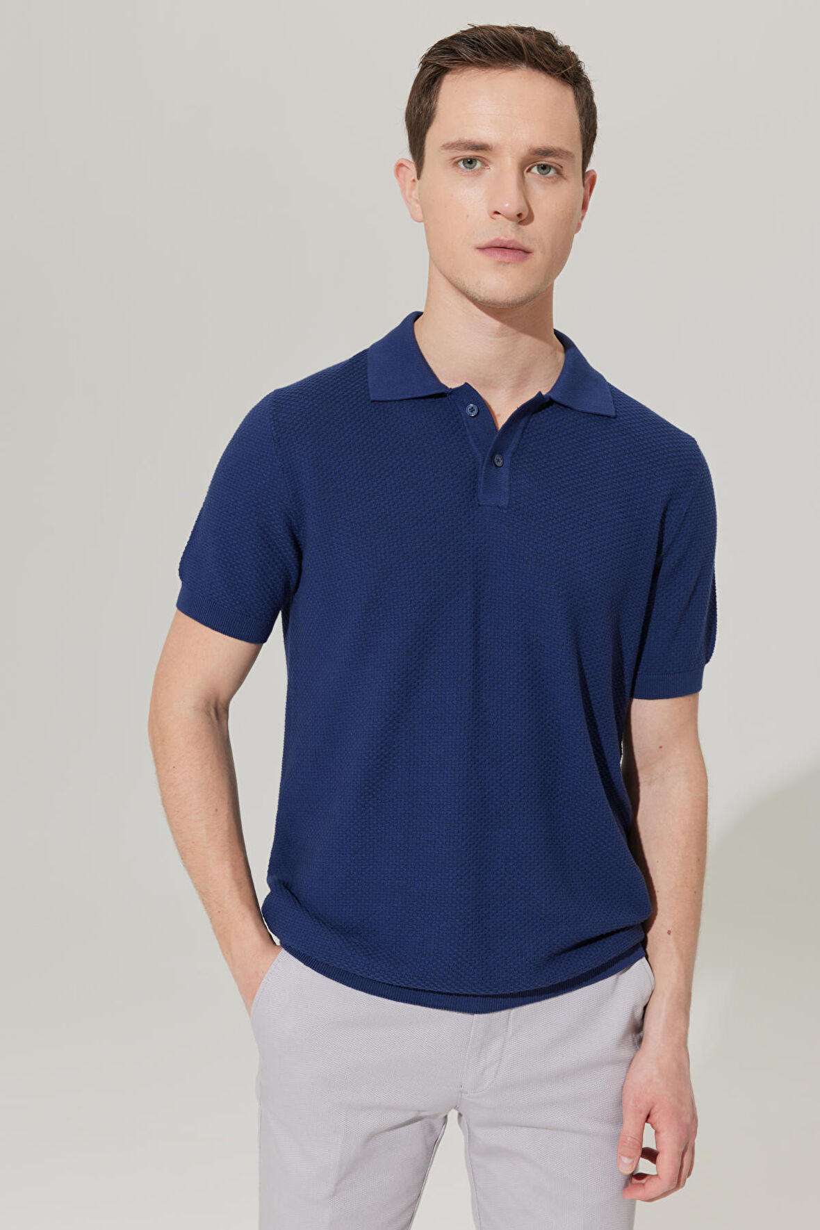 Erkek Lacivert Standart Fit Normal Kesim Polo Yaka %100 Pamuk Kısa Kollu Triko Tişört