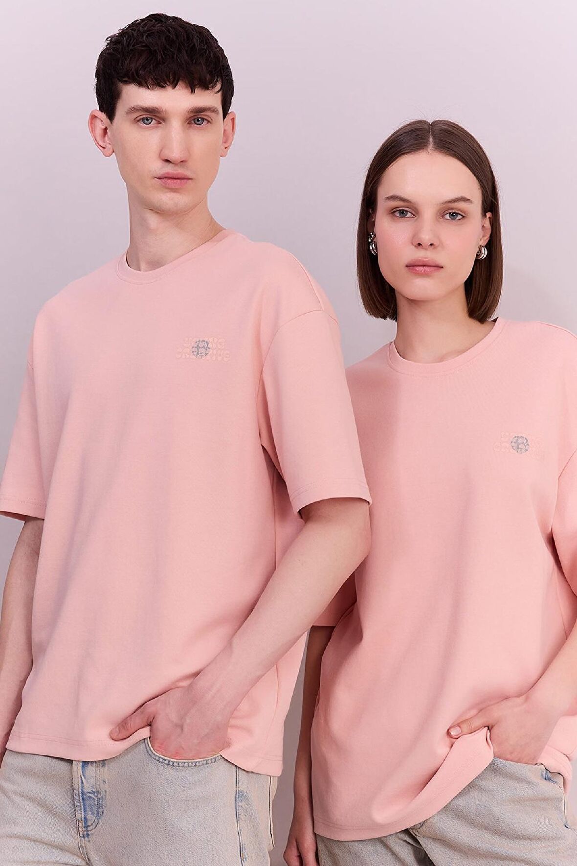 DeFacto Comfort Regular Fit Rahat Kalıp Bisiklet Yaka Baskılı Kısa Kollu Ağır Kumaş Tişört B4288AX24SPPN188