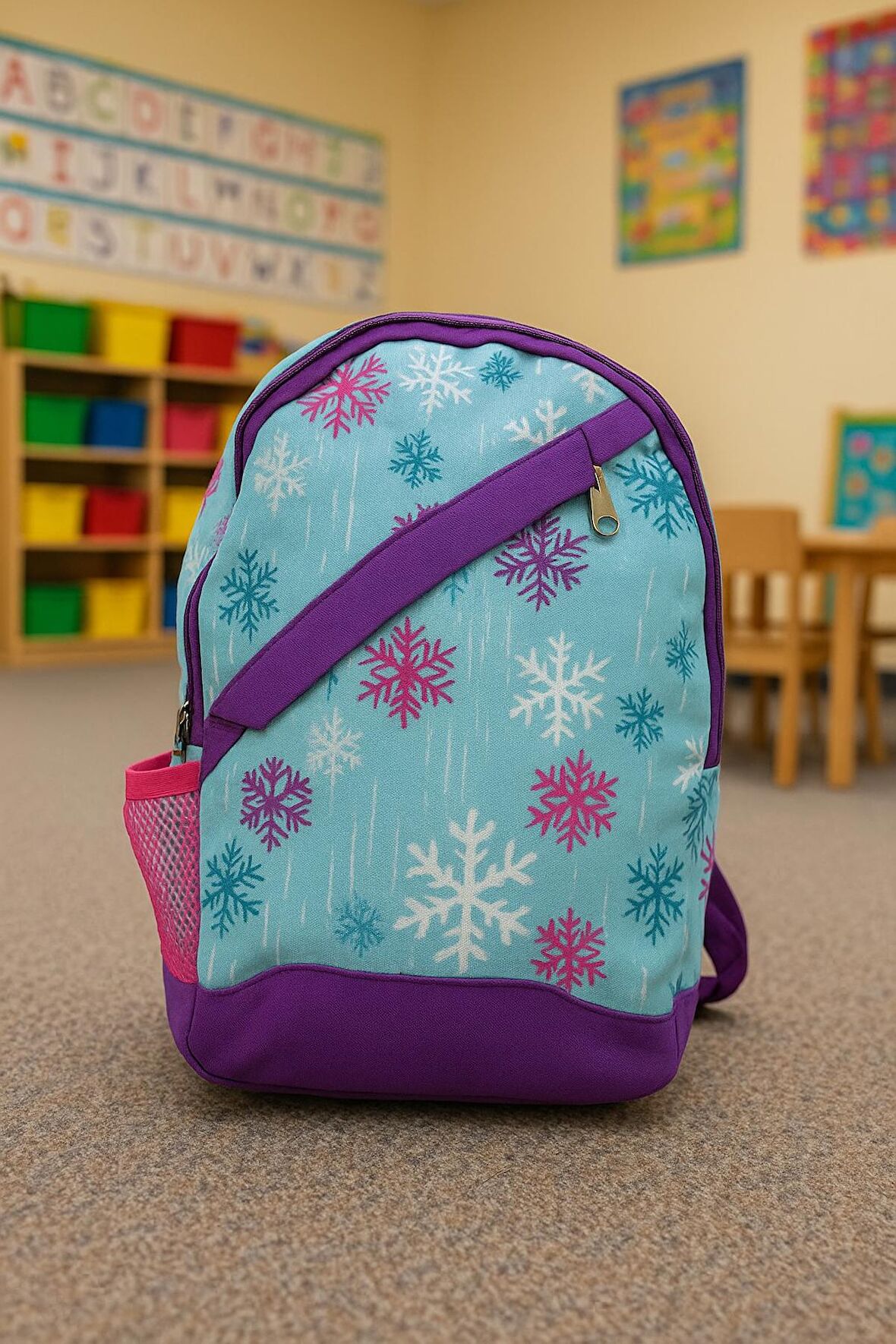 NEWBAG KAR TANESİ DESENLİ KIZ ANAOKULU SIRT ÇANTASI (YENİ SEZON)