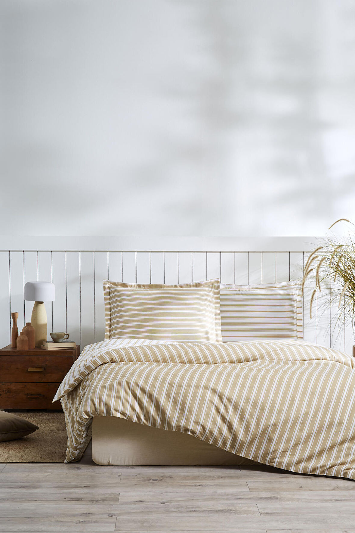 ÖZDİLEK NEVRESİM TAKIMI LASTİKLİ ÇARŞAF RANFORCE 57 TEL  TEK KİŞİLİK KAHVE TRIOLINE