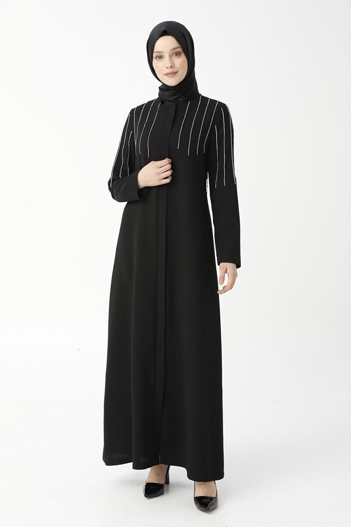 Omzu Su Taşlı Siyah Ferace