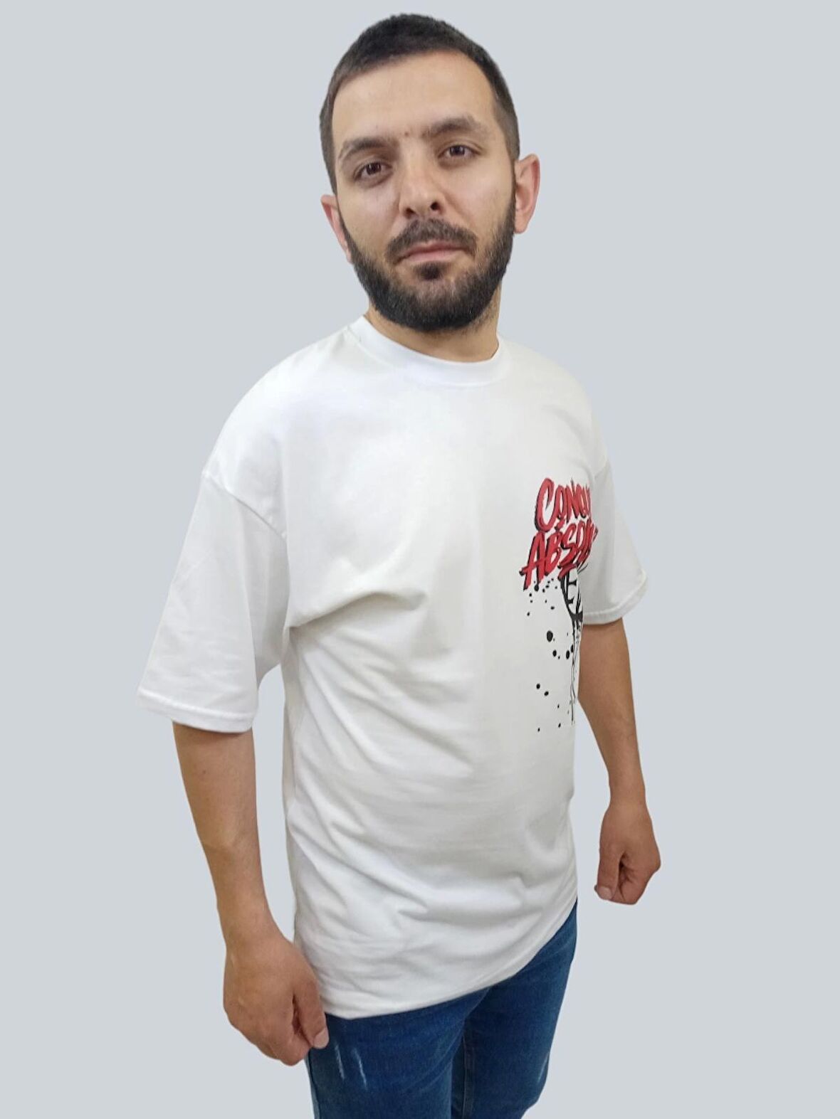Erkek Conquer Oversize Bisiklet Yaka Beyaz Tişört