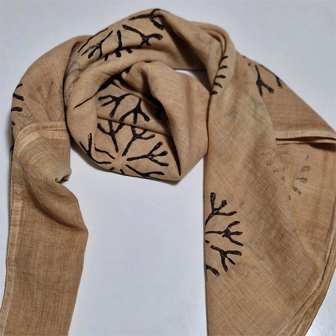 Kare pamuklu baskılı fular, El Yapımı pamuklu kare fular, Hediyelik tasarım, Moli tasarım