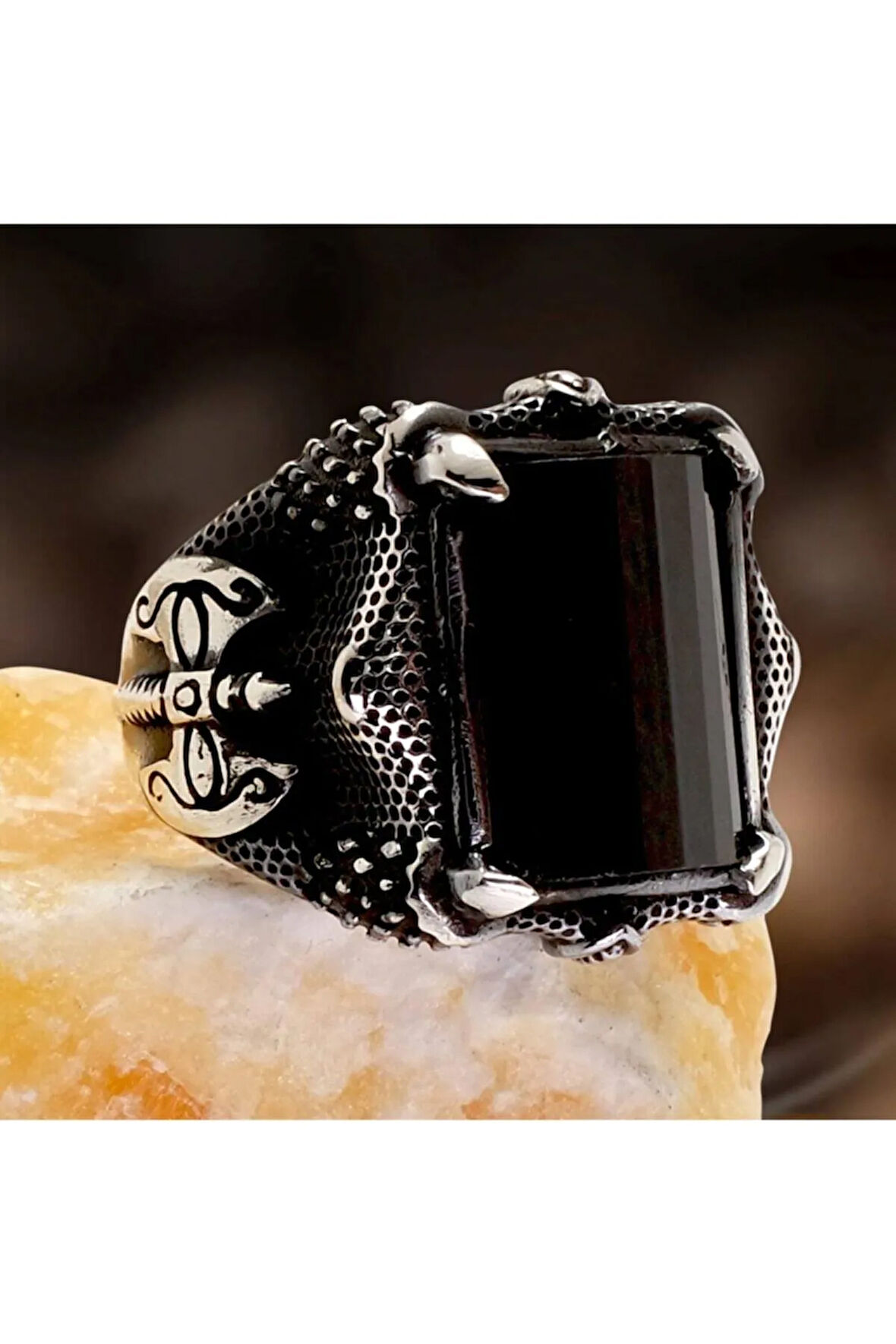 Erkek Siyah Oniks Taşlı Balta Detaylı Gümüş Yüzük