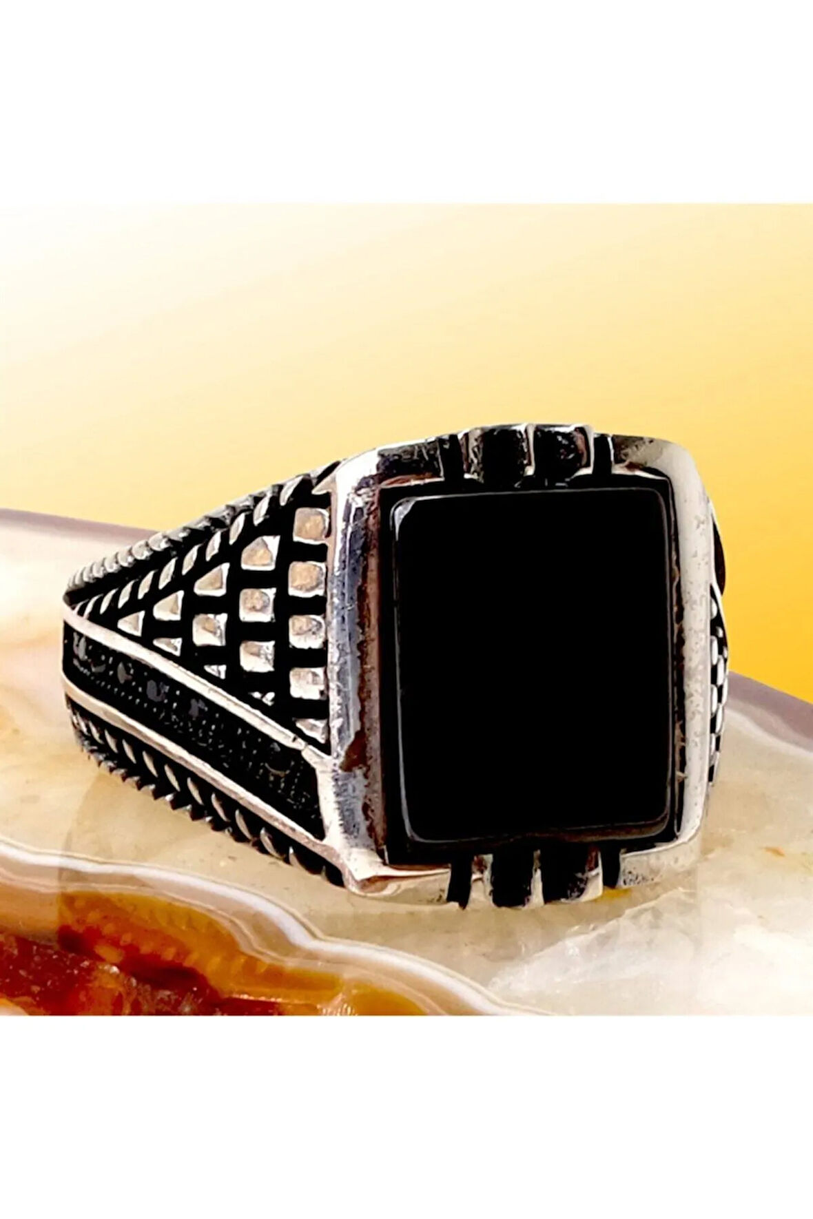 Mikro Bezemeli Oniks Taşlı Gümüş Erkek Yüzük