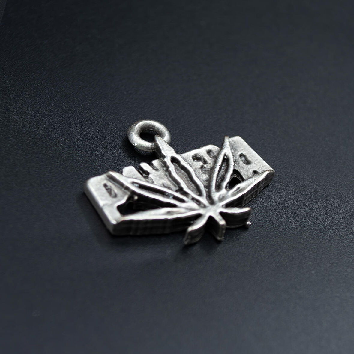 Pantera Kolye Ucu - Antik Gümüş Kaplama - Kod:297