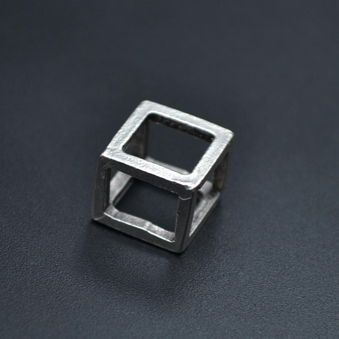 Küp Kolye Ucu - Antik Gümüş Kaplama - Kod:223