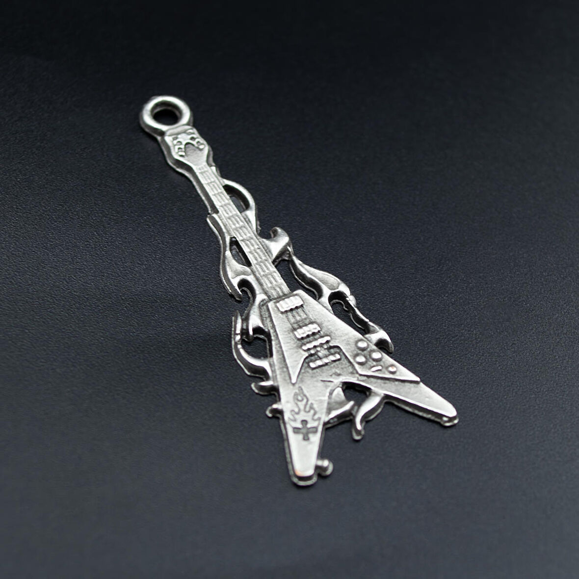 Ateşli Elektro Gitar Kolye Ucu - Antik Gümüş Kaplama - Kod:317