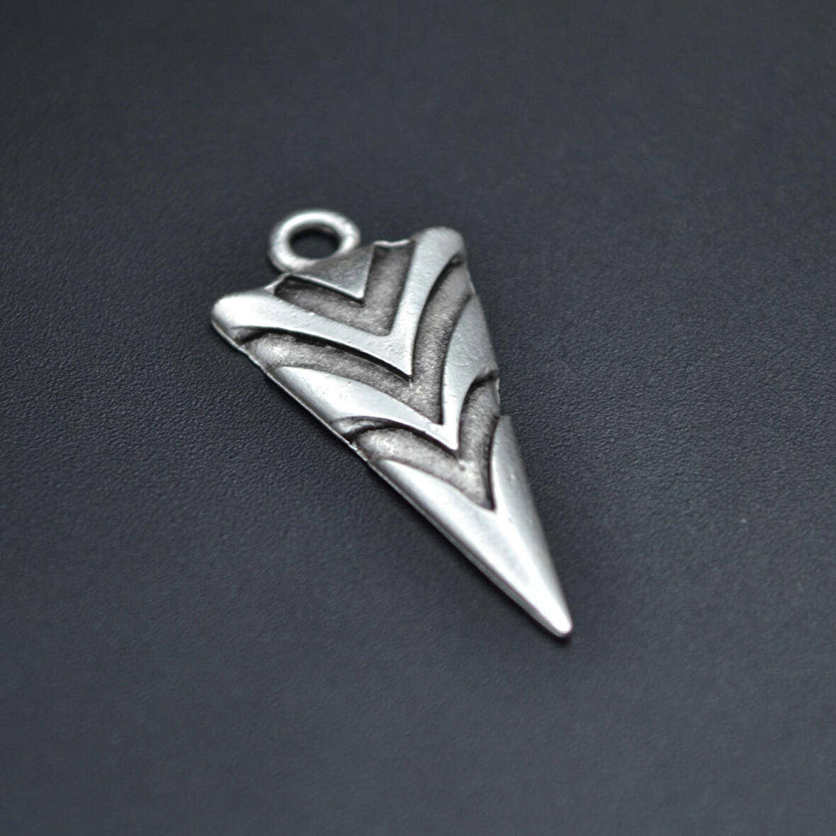 Minimal Ok Ucu Kolye Ucu - Antik Gümüş Kaplama - Kod:32