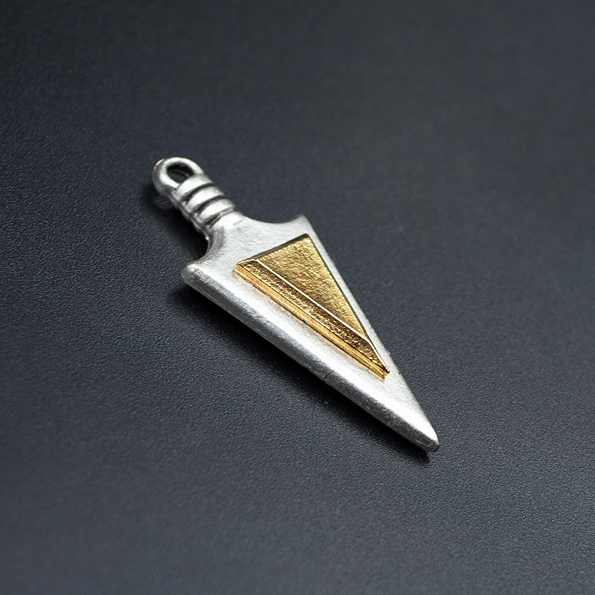 Ok Ucu Üçgen Kolye Ucu - Antik Gümüş Kaplama - Kod:1615