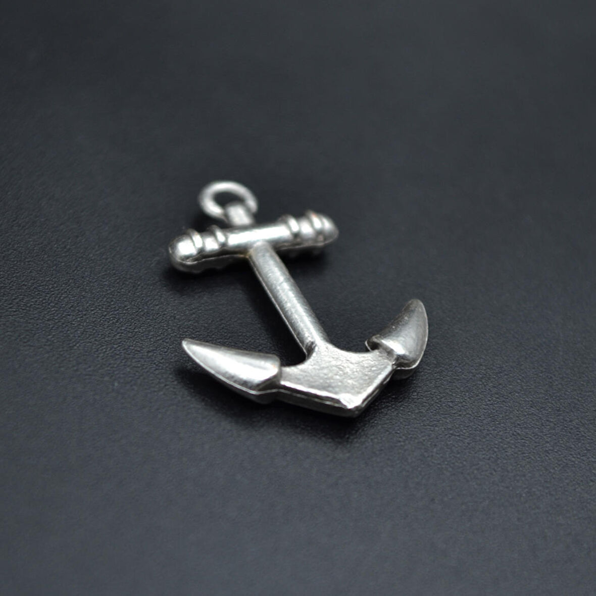 Minimal Çapa Kolye Ucu - Antik Gümüş Kaplama - Kod:277