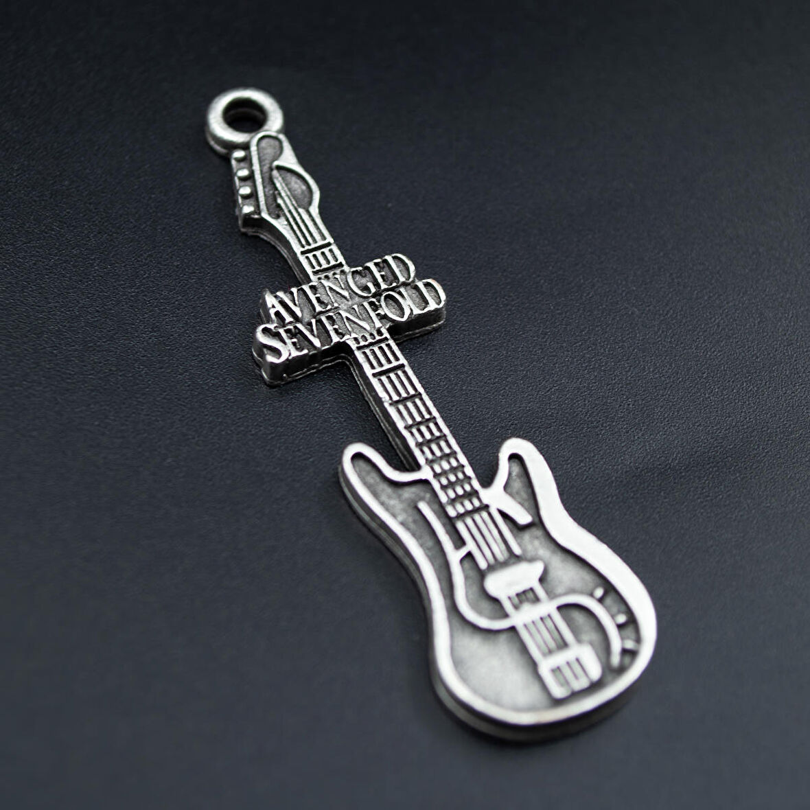 Avenged Sevenfold Elektro Gitar Kolye Ucu - Antik Gümüş Kaplama - Kod:321