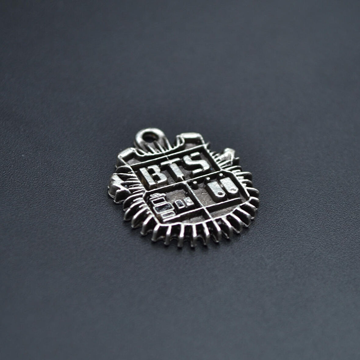 Minimal BTS Army Kolye Ucu - Antik Gümüş Kaplama - Kod:234