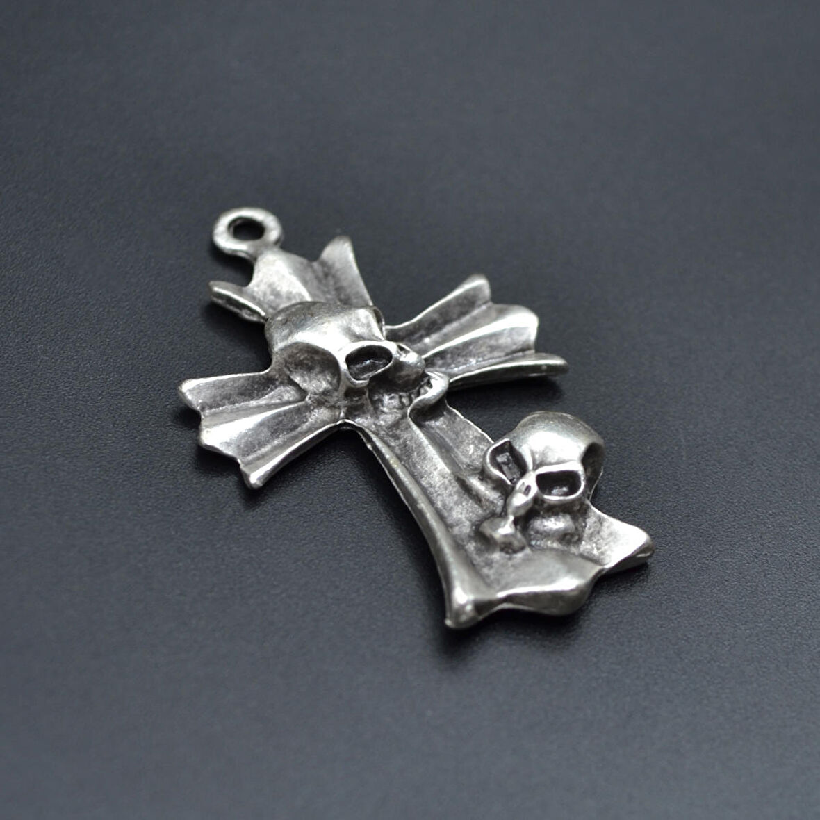 Kuru Kafa Haç Kolye Ucu - Antik Gümüş Kaplama - Kod:185
